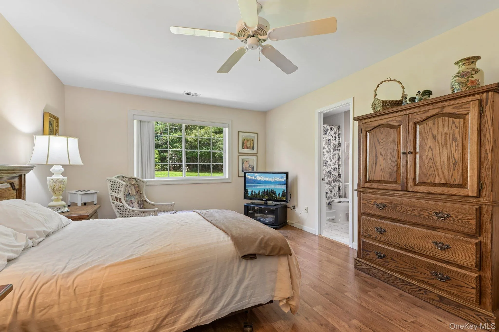 127 Farm House Court, Brookhaven, NY, 2 Bedrooms Bedrooms, 5 Rooms Rooms,2 BathroomsBathrooms,Residential,For Rent,Farm House,0,1043970 127 Farm House Court, Brookhaven, NY, 2 Bedrooms Bedrooms, 5 Rooms Rooms,2 BathroomsBathrooms,Residential,For Rent,Farm House,0,1043970