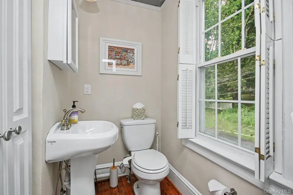 27 Mill River Road, New Castle, NY, 3 Bedrooms Bedrooms, 6 Rooms Rooms,1 BathroomBathrooms,Residential,For Rent,Mill River,0,1043982 27 Mill River Road, New Castle, NY, 3 Bedrooms Bedrooms, 6 Rooms Rooms,1 BathroomBathrooms,Residential,For Rent,Mill River,0,1043982