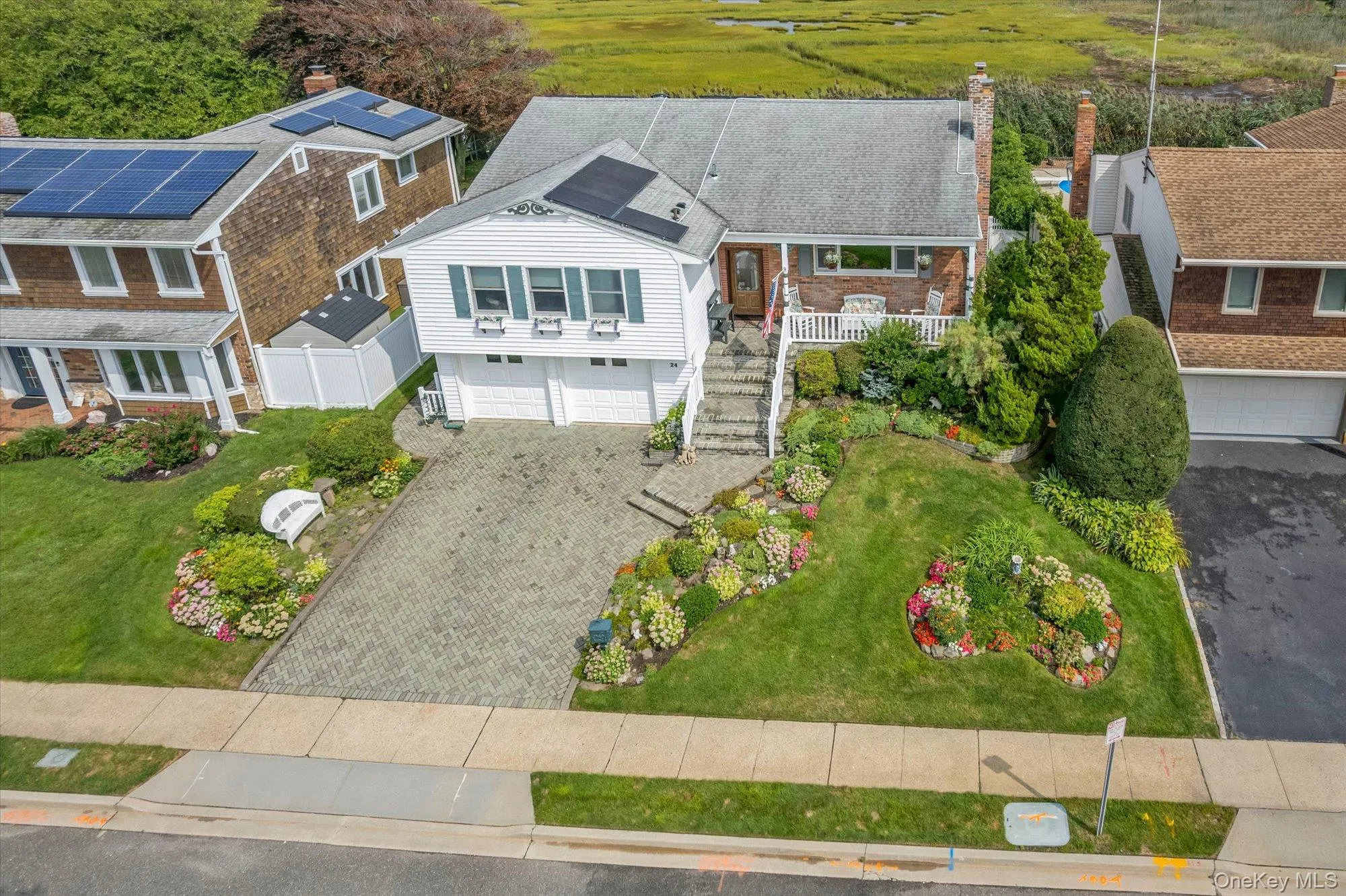 24 Donna Lane, Hempstead, NY, 4 Bedrooms Bedrooms, 6 Rooms Rooms,3 BathroomsBathrooms,Residential,For Rent,Donna,0,1043985 24 Donna Lane, Hempstead, NY, 4 Bedrooms Bedrooms, 6 Rooms Rooms,3 BathroomsBathrooms,Residential,For Rent,Donna,0,1043985