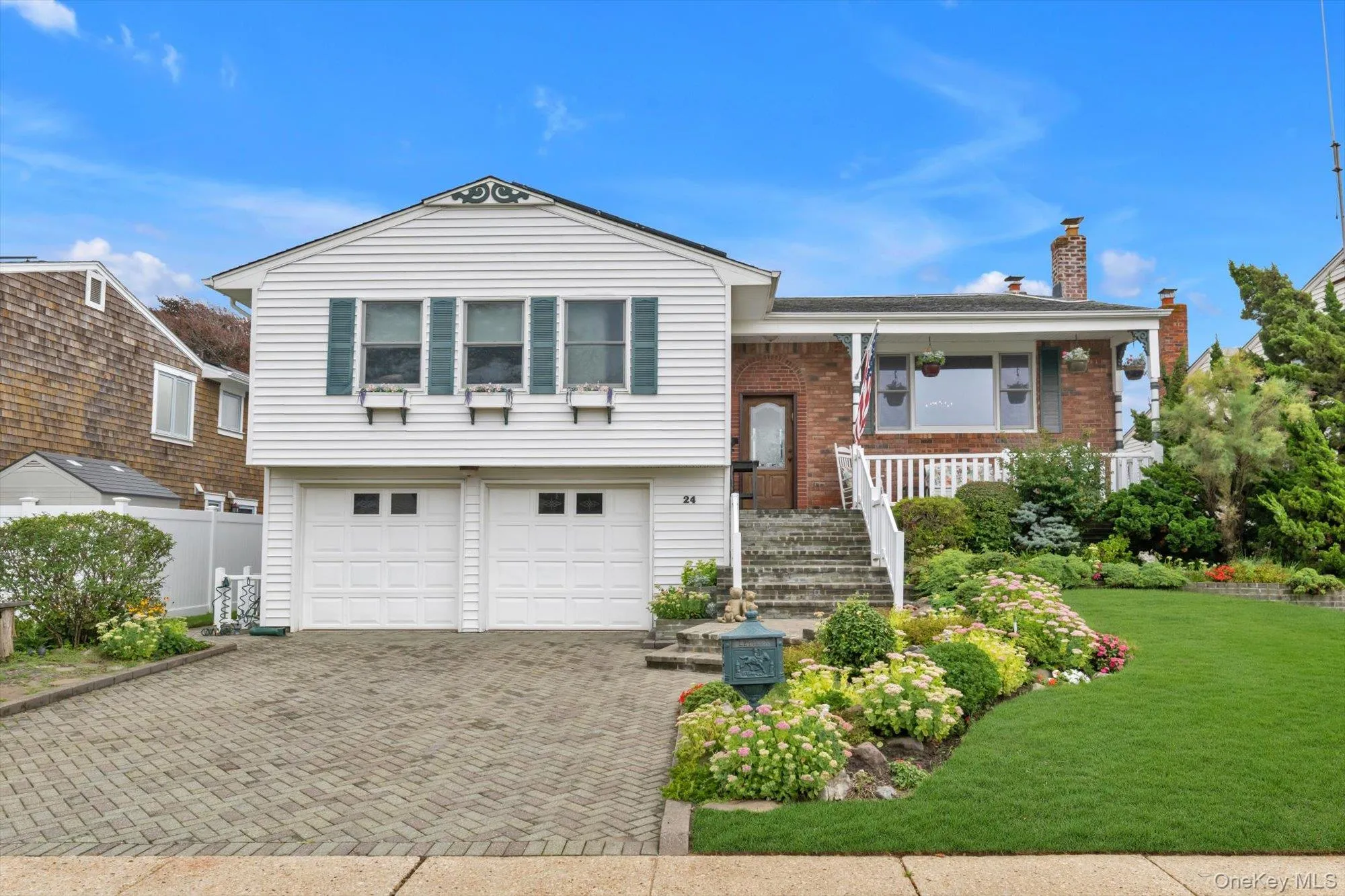 24 Donna Lane, Hempstead, NY, 4 Bedrooms Bedrooms, 6 Rooms Rooms,3 BathroomsBathrooms,Residential,For Rent,Donna,0,1043985 24 Donna Lane, Hempstead, NY, 4 Bedrooms Bedrooms, 6 Rooms Rooms,3 BathroomsBathrooms,Residential,For Rent,Donna,0,1043985