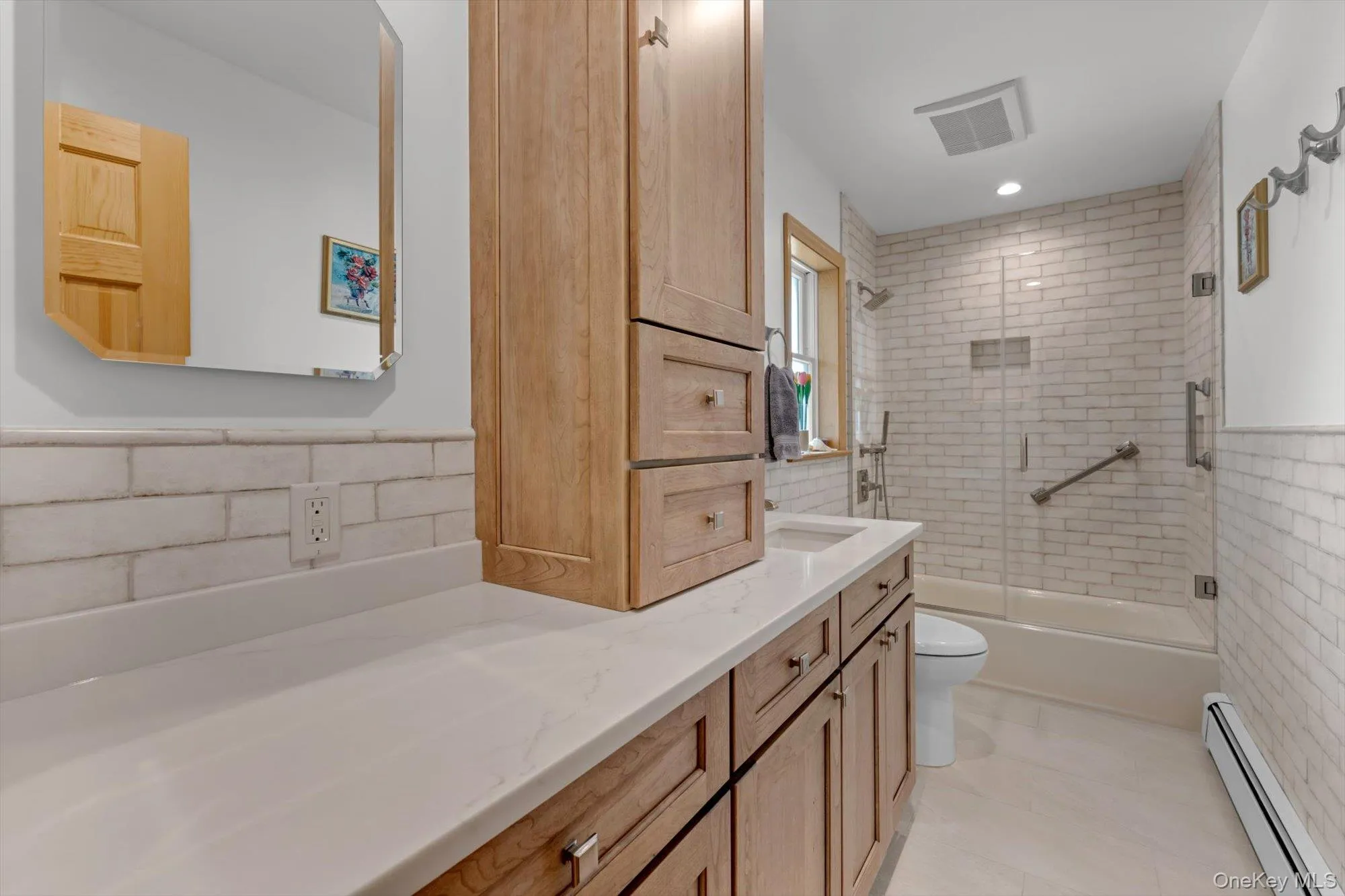 24 Donna Lane, Hempstead, NY, 4 Bedrooms Bedrooms, 6 Rooms Rooms,3 BathroomsBathrooms,Residential,For Rent,Donna,0,1043985 24 Donna Lane, Hempstead, NY, 4 Bedrooms Bedrooms, 6 Rooms Rooms,3 BathroomsBathrooms,Residential,For Rent,Donna,0,1043985