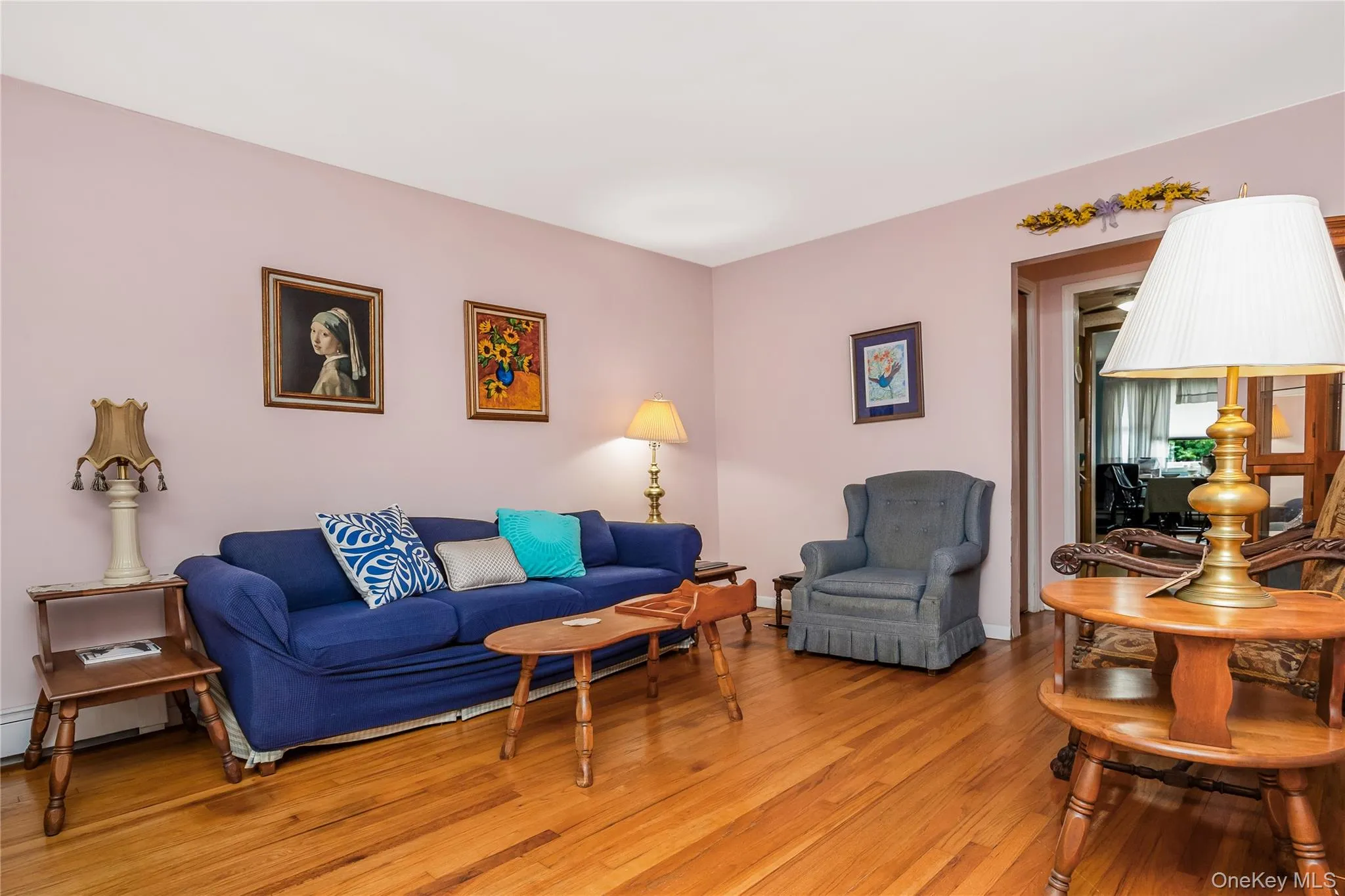 4 Barnstable Road, Hempstead, NY, 4 Bedrooms Bedrooms, 8 Rooms Rooms,1 BathroomBathrooms,Residential,For Rent,Barnstable,0,1043990 4 Barnstable Road, Hempstead, NY, 4 Bedrooms Bedrooms, 8 Rooms Rooms,1 BathroomBathrooms,Residential,For Rent,Barnstable,0,1043990