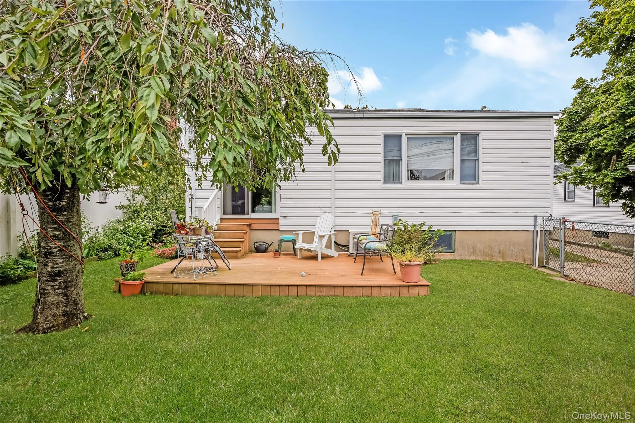 4 Barnstable Road, Hempstead, NY, 4 Bedrooms Bedrooms, 8 Rooms Rooms,1 BathroomBathrooms,Residential,For Rent,Barnstable,0,1043990 4 Barnstable Road, Hempstead, NY, 4 Bedrooms Bedrooms, 8 Rooms Rooms,1 BathroomBathrooms,Residential,For Rent,Barnstable,0,1043990