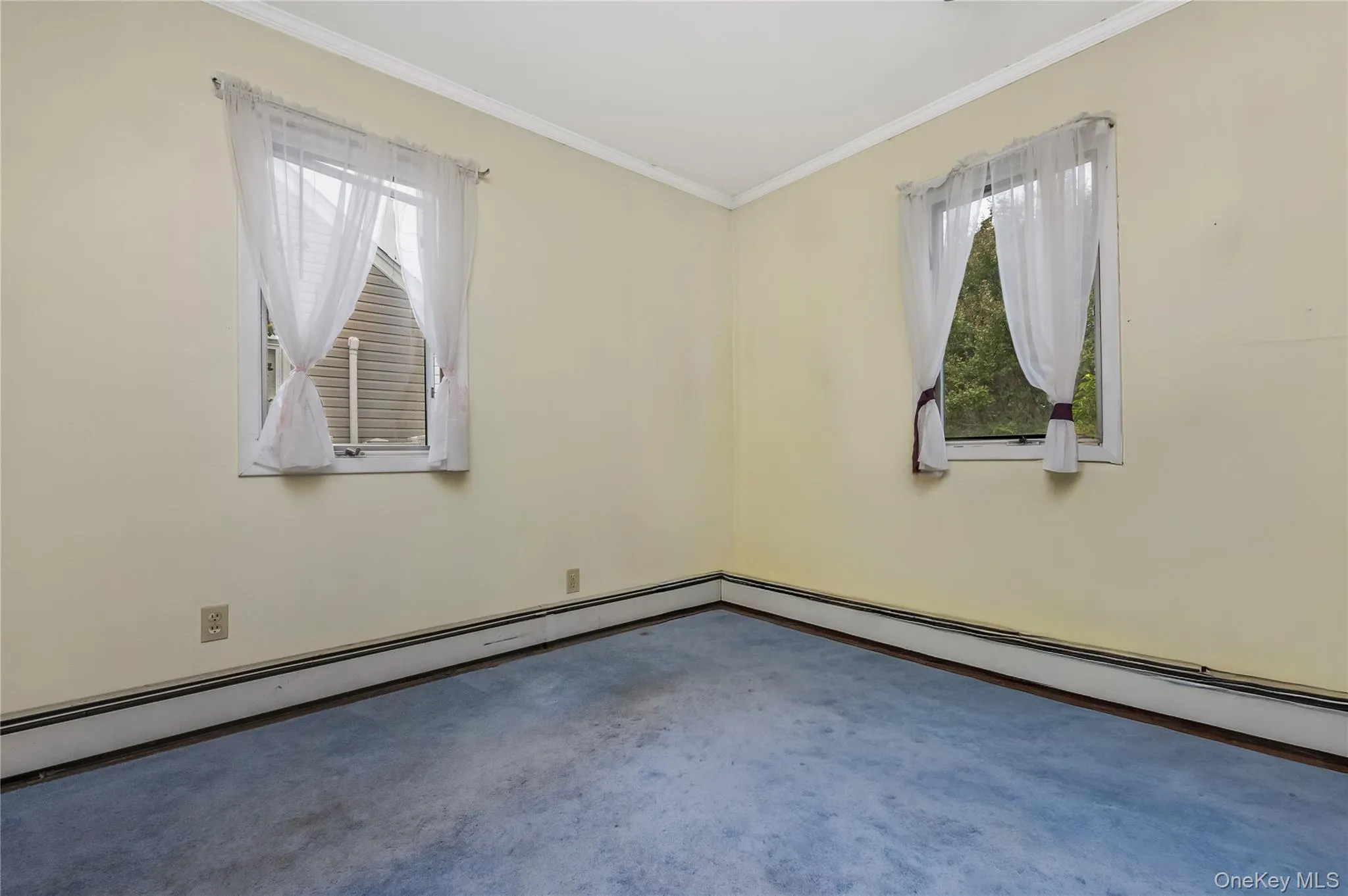 4 Barnstable Road, Hempstead, NY, 4 Bedrooms Bedrooms, 8 Rooms Rooms,1 BathroomBathrooms,Residential,For Rent,Barnstable,0,1043990 4 Barnstable Road, Hempstead, NY, 4 Bedrooms Bedrooms, 8 Rooms Rooms,1 BathroomBathrooms,Residential,For Rent,Barnstable,0,1043990