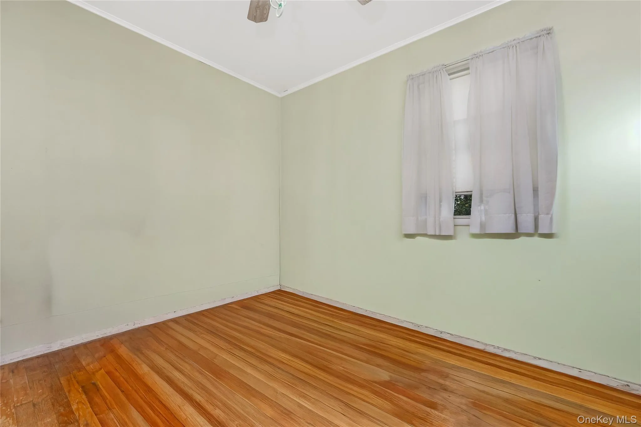 4 Barnstable Road, Hempstead, NY, 4 Bedrooms Bedrooms, 8 Rooms Rooms,1 BathroomBathrooms,Residential,For Rent,Barnstable,0,1043990 4 Barnstable Road, Hempstead, NY, 4 Bedrooms Bedrooms, 8 Rooms Rooms,1 BathroomBathrooms,Residential,For Rent,Barnstable,0,1043990