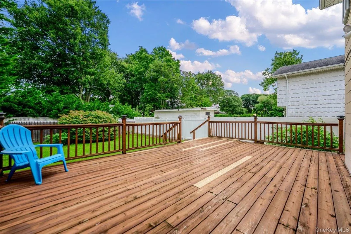 73 Cherokee Avenue, Islip, NY, 4 Bedrooms Bedrooms, 8 Rooms Rooms,2 BathroomsBathrooms,Residential,For Rent,Cherokee,0,1043994 73 Cherokee Avenue, Islip, NY, 4 Bedrooms Bedrooms, 8 Rooms Rooms,2 BathroomsBathrooms,Residential,For Rent,Cherokee,0,1043994