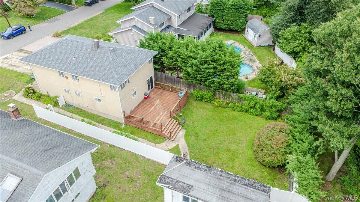 73 Cherokee Avenue, Islip, NY, 4 Bedrooms Bedrooms, 8 Rooms Rooms,2 BathroomsBathrooms,Residential,For Rent,Cherokee,0,1043994 73 Cherokee Avenue, Islip, NY, 4 Bedrooms Bedrooms, 8 Rooms Rooms,2 BathroomsBathrooms,Residential,For Rent,Cherokee,0,1043994