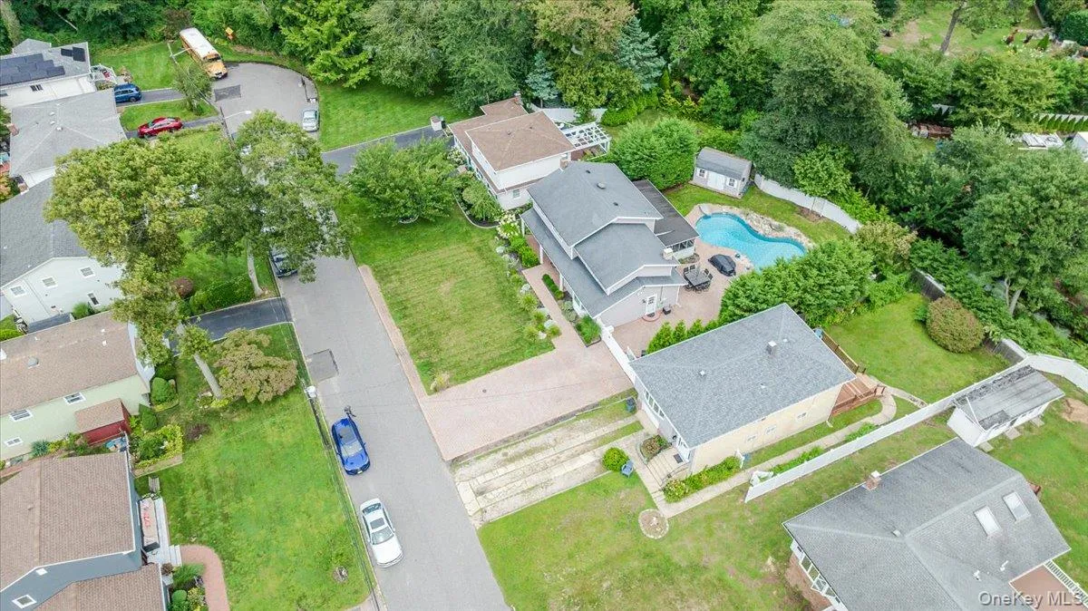 73 Cherokee Avenue, Islip, NY, 4 Bedrooms Bedrooms, 8 Rooms Rooms,2 BathroomsBathrooms,Residential,For Rent,Cherokee,0,1043994 73 Cherokee Avenue, Islip, NY, 4 Bedrooms Bedrooms, 8 Rooms Rooms,2 BathroomsBathrooms,Residential,For Rent,Cherokee,0,1043994