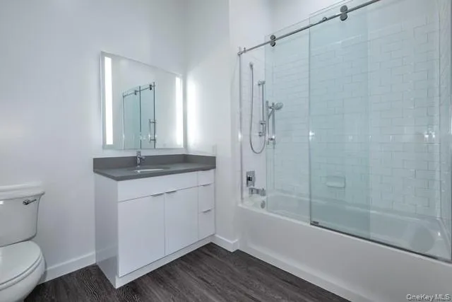 119 Searing Avenue, North Hempstead, NY, 2 Bedroom Bedrooms, 4 Room Rooms,2 BathroomBathrooms,Residential Lease,For Rent,Searing,0,1043997 119 Searing Avenue, North Hempstead, NY, 2 Bedroom Bedrooms, 4 Room Rooms,2 BathroomBathrooms,Residential Lease,For Rent,Searing,0,1043997