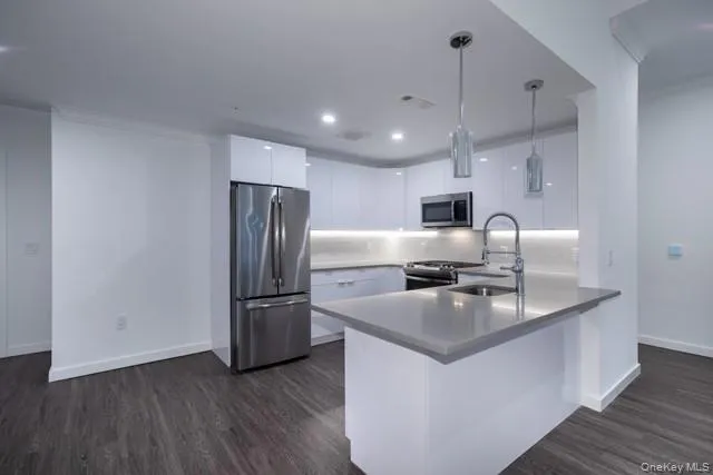 119 Searing Avenue, North Hempstead, NY, 2 Bedroom Bedrooms, 4 Room Rooms,2 BathroomBathrooms,Residential Lease,For Rent,Searing,0,1043997 119 Searing Avenue, North Hempstead, NY, 2 Bedroom Bedrooms, 4 Room Rooms,2 BathroomBathrooms,Residential Lease,For Rent,Searing,0,1043997