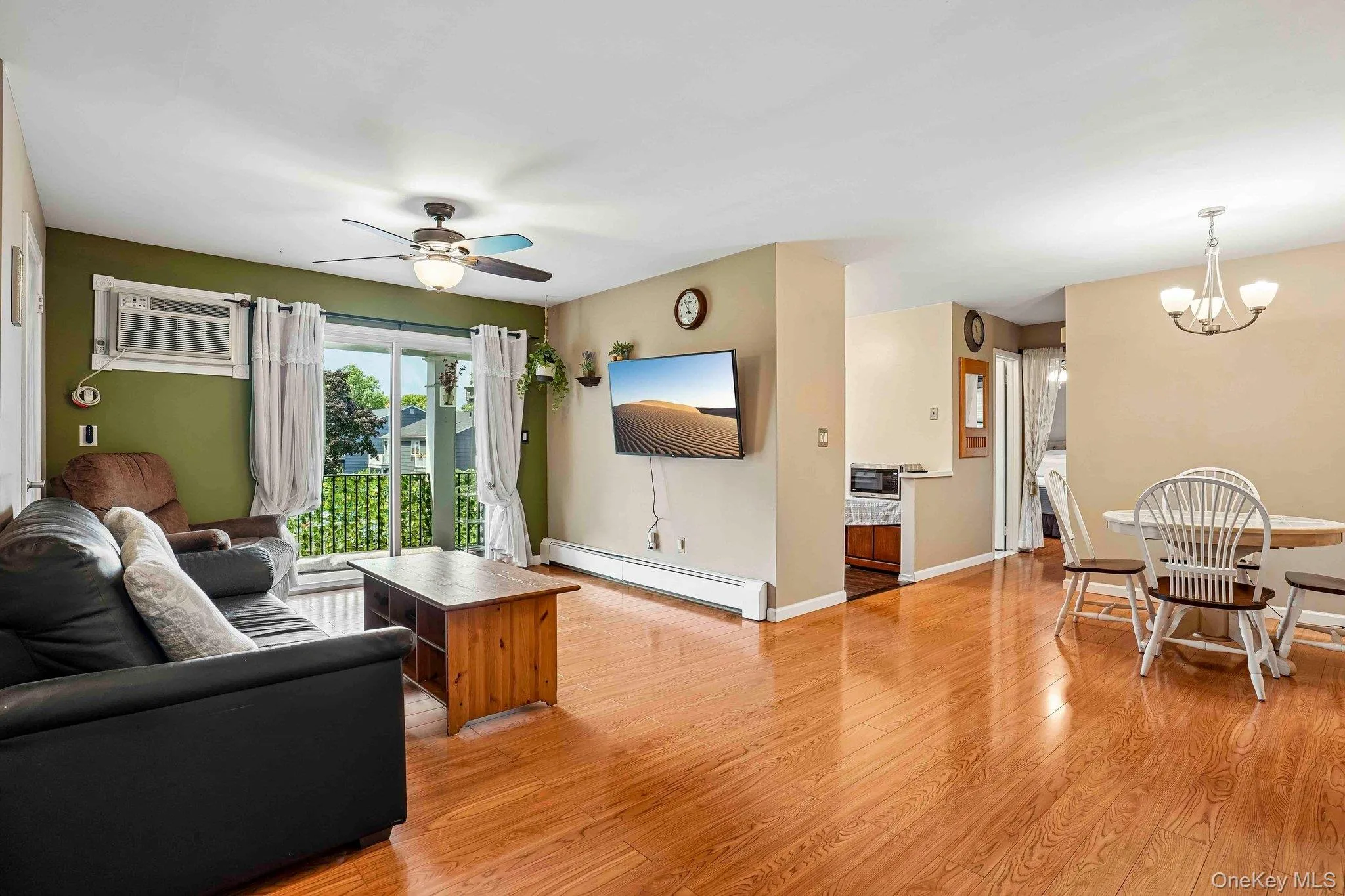 15 Doxbury Lane, Ramapo, NY, 1 Bedroom Bedrooms, 4 Rooms Rooms,1 BathroomBathrooms,Residential,For Rent,Doxbury,0,1044001 15 Doxbury Lane, Ramapo, NY, 1 Bedroom Bedrooms, 4 Rooms Rooms,1 BathroomBathrooms,Residential,For Rent,Doxbury,0,1044001