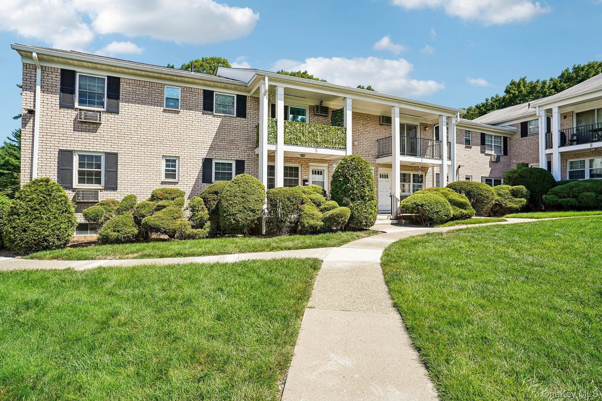 15 Doxbury Lane, Ramapo, NY, 1 Bedroom Bedrooms, 4 Rooms Rooms,1 BathroomBathrooms,Residential,For Rent,Doxbury,0,1044001 15 Doxbury Lane, Ramapo, NY, 1 Bedroom Bedrooms, 4 Rooms Rooms,1 BathroomBathrooms,Residential,For Rent,Doxbury,0,1044001