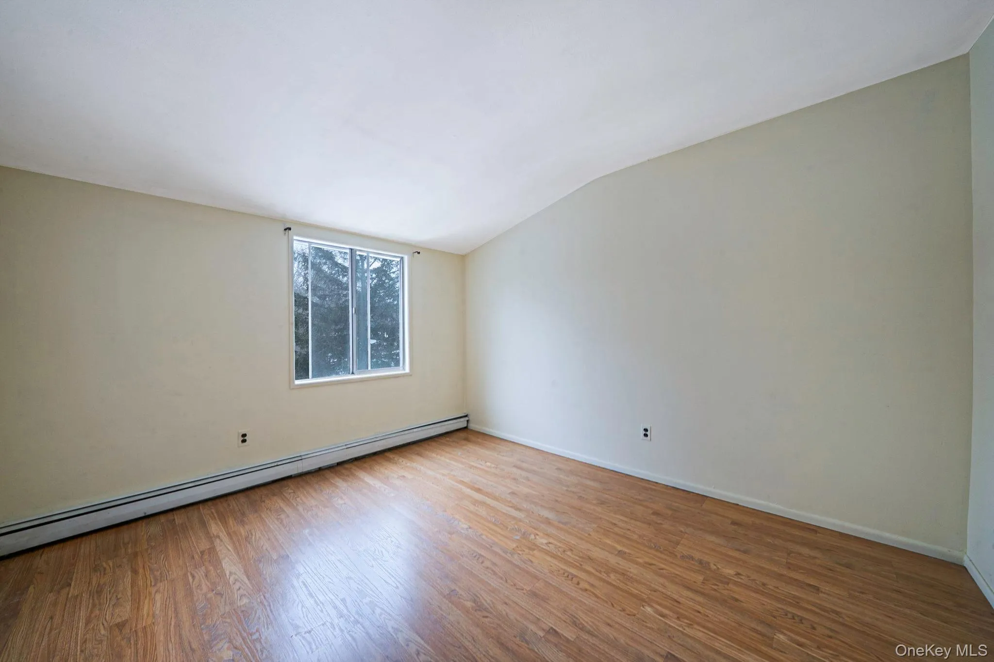 22 Meyer Lane, Brookhaven, NY, 6 Bedrooms Bedrooms, 12 Rooms Rooms,2 BathroomsBathrooms,Residential,For Rent,Meyer,0,1044007 22 Meyer Lane, Brookhaven, NY, 6 Bedrooms Bedrooms, 12 Rooms Rooms,2 BathroomsBathrooms,Residential,For Rent,Meyer,0,1044007