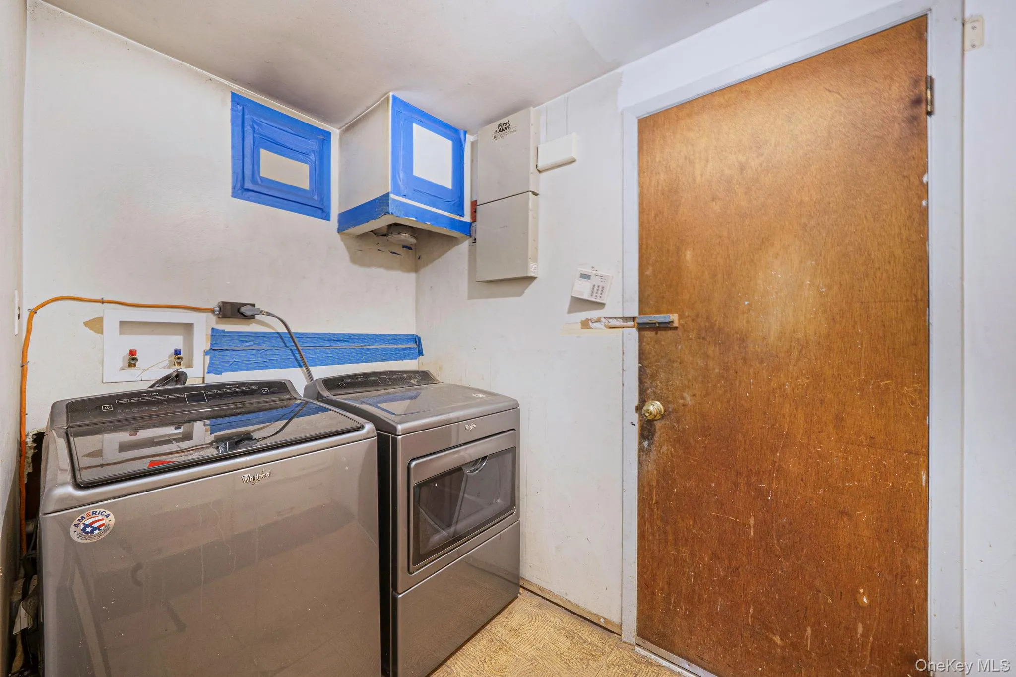 22 Meyer Lane, Brookhaven, NY, 6 Bedrooms Bedrooms, 12 Rooms Rooms,2 BathroomsBathrooms,Residential,For Rent,Meyer,0,1044007 22 Meyer Lane, Brookhaven, NY, 6 Bedrooms Bedrooms, 12 Rooms Rooms,2 BathroomsBathrooms,Residential,For Rent,Meyer,0,1044007