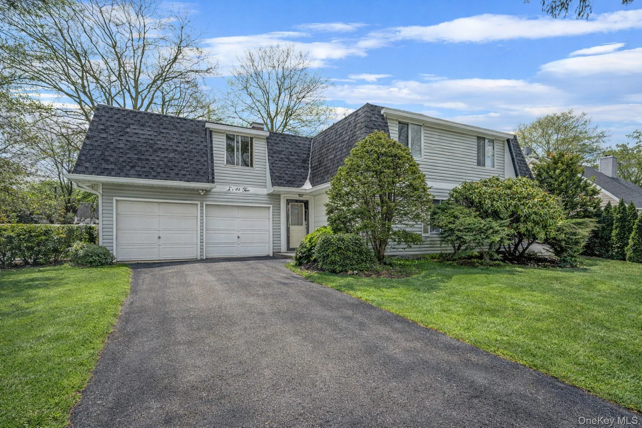22 Meyer Lane, Brookhaven, NY, 6 Bedrooms Bedrooms, 12 Rooms Rooms,2 BathroomsBathrooms,Residential,For Rent,Meyer,0,1044007 22 Meyer Lane, Brookhaven, NY, 6 Bedrooms Bedrooms, 12 Rooms Rooms,2 BathroomsBathrooms,Residential,For Rent,Meyer,0,1044007