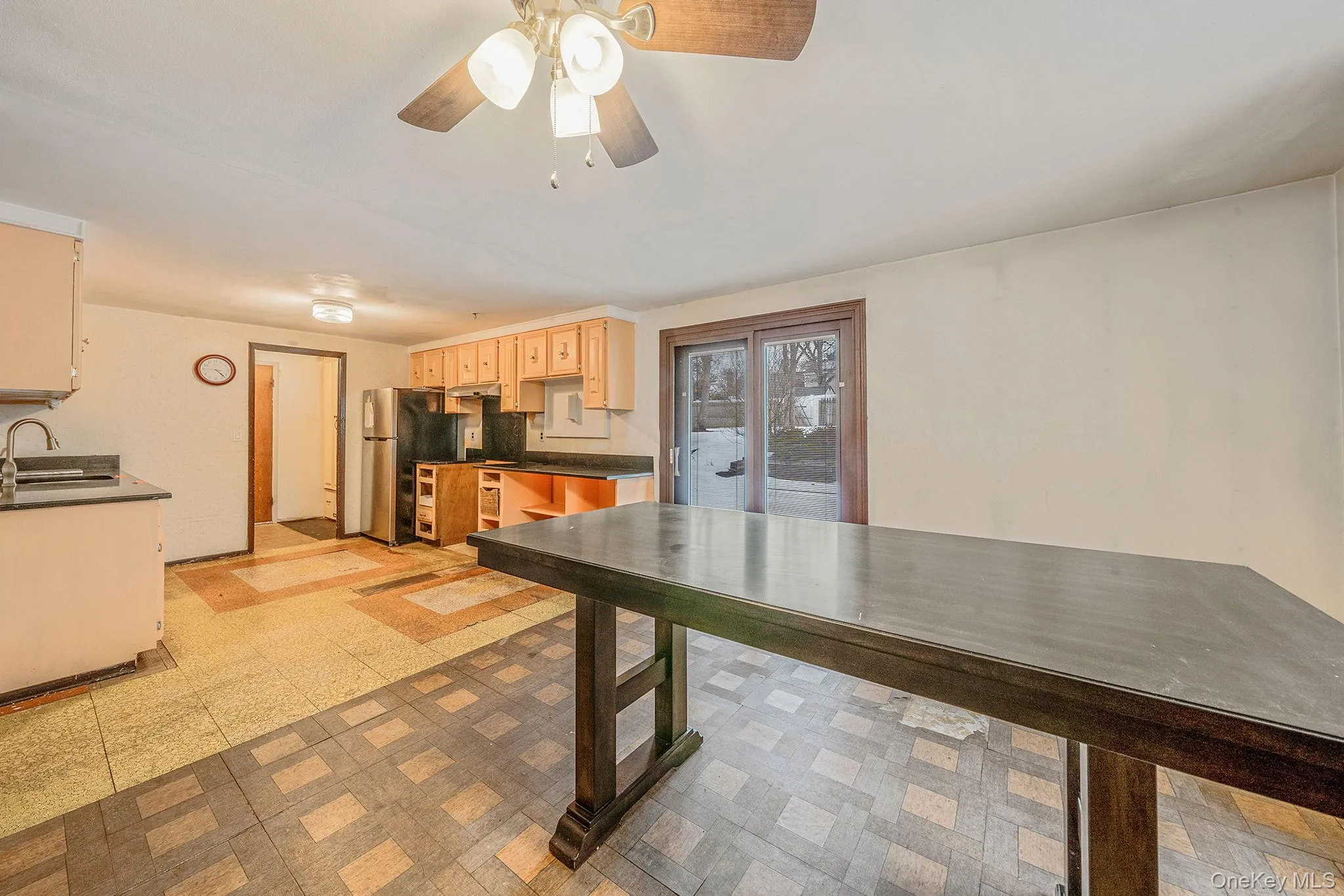22 Meyer Lane, Brookhaven, NY, 6 Bedrooms Bedrooms, 12 Rooms Rooms,2 BathroomsBathrooms,Residential,For Rent,Meyer,0,1044007 22 Meyer Lane, Brookhaven, NY, 6 Bedrooms Bedrooms, 12 Rooms Rooms,2 BathroomsBathrooms,Residential,For Rent,Meyer,0,1044007