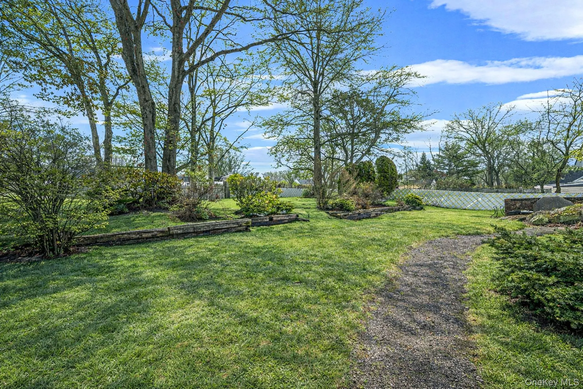 22 Meyer Lane, Brookhaven, NY, 6 Bedrooms Bedrooms, 12 Rooms Rooms,2 BathroomsBathrooms,Residential,For Rent,Meyer,0,1044007 22 Meyer Lane, Brookhaven, NY, 6 Bedrooms Bedrooms, 12 Rooms Rooms,2 BathroomsBathrooms,Residential,For Rent,Meyer,0,1044007