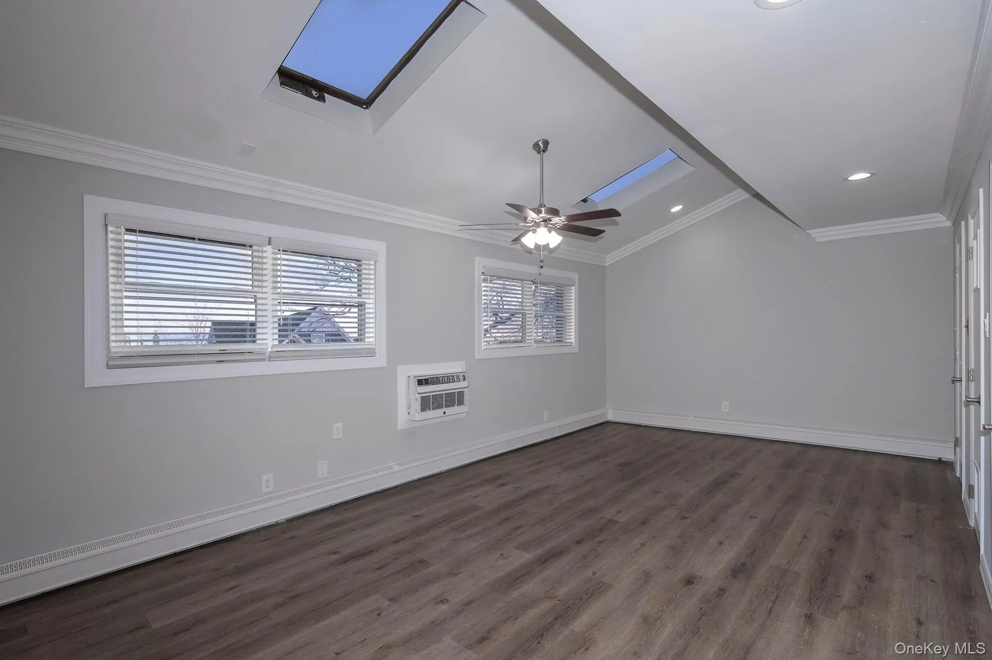 5 Merman Place, Babylon, NY, 1 Bedroom Bedrooms, 4 Room Rooms,1 BathroomBathrooms,Residential Lease,For Rent,Merman,0,1044009 5 Merman Place, Babylon, NY, 1 Bedroom Bedrooms, 4 Room Rooms,1 BathroomBathrooms,Residential Lease,For Rent,Merman,0,1044009