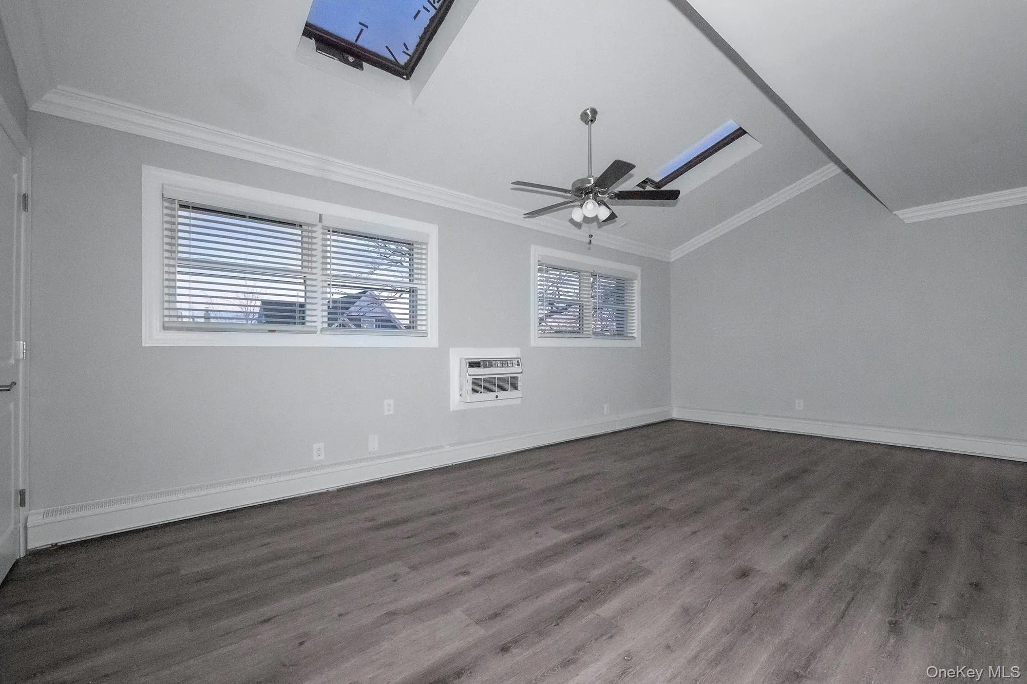 5 Merman Place, Babylon, NY, 1 Bedroom Bedrooms, 4 Room Rooms,1 BathroomBathrooms,Residential Lease,For Rent,Merman,0,1044009 5 Merman Place, Babylon, NY, 1 Bedroom Bedrooms, 4 Room Rooms,1 BathroomBathrooms,Residential Lease,For Rent,Merman,0,1044009