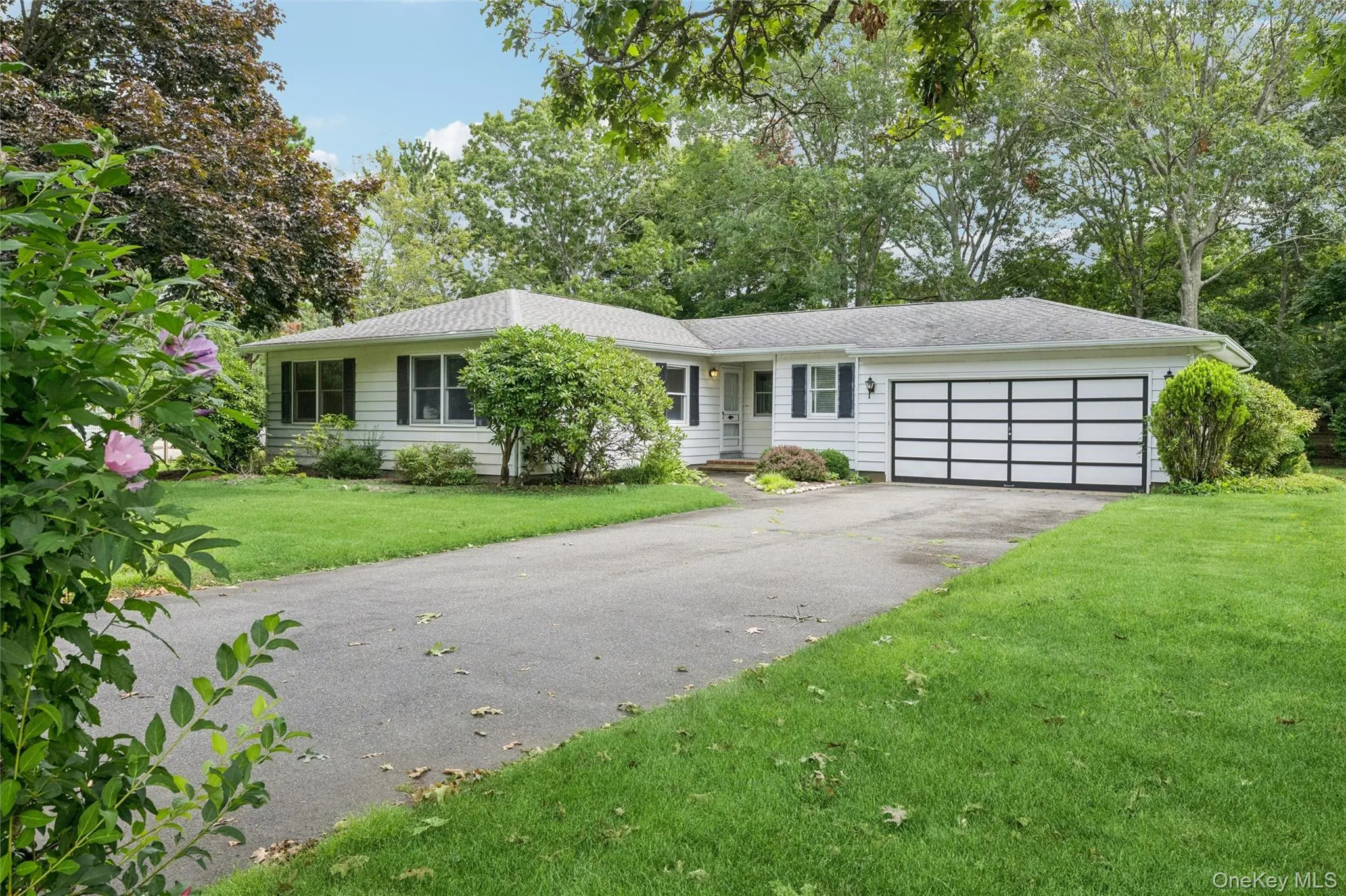 23 Argonne Road, Southampton, NY, 3 Bedroom Bedrooms, 6 Room Rooms,2 BathroomBathrooms,Residential Lease,For Rent,Argonne,0,1044016 23 Argonne Road, Southampton, NY, 3 Bedroom Bedrooms, 6 Room Rooms,2 BathroomBathrooms,Residential Lease,For Rent,Argonne,0,1044016