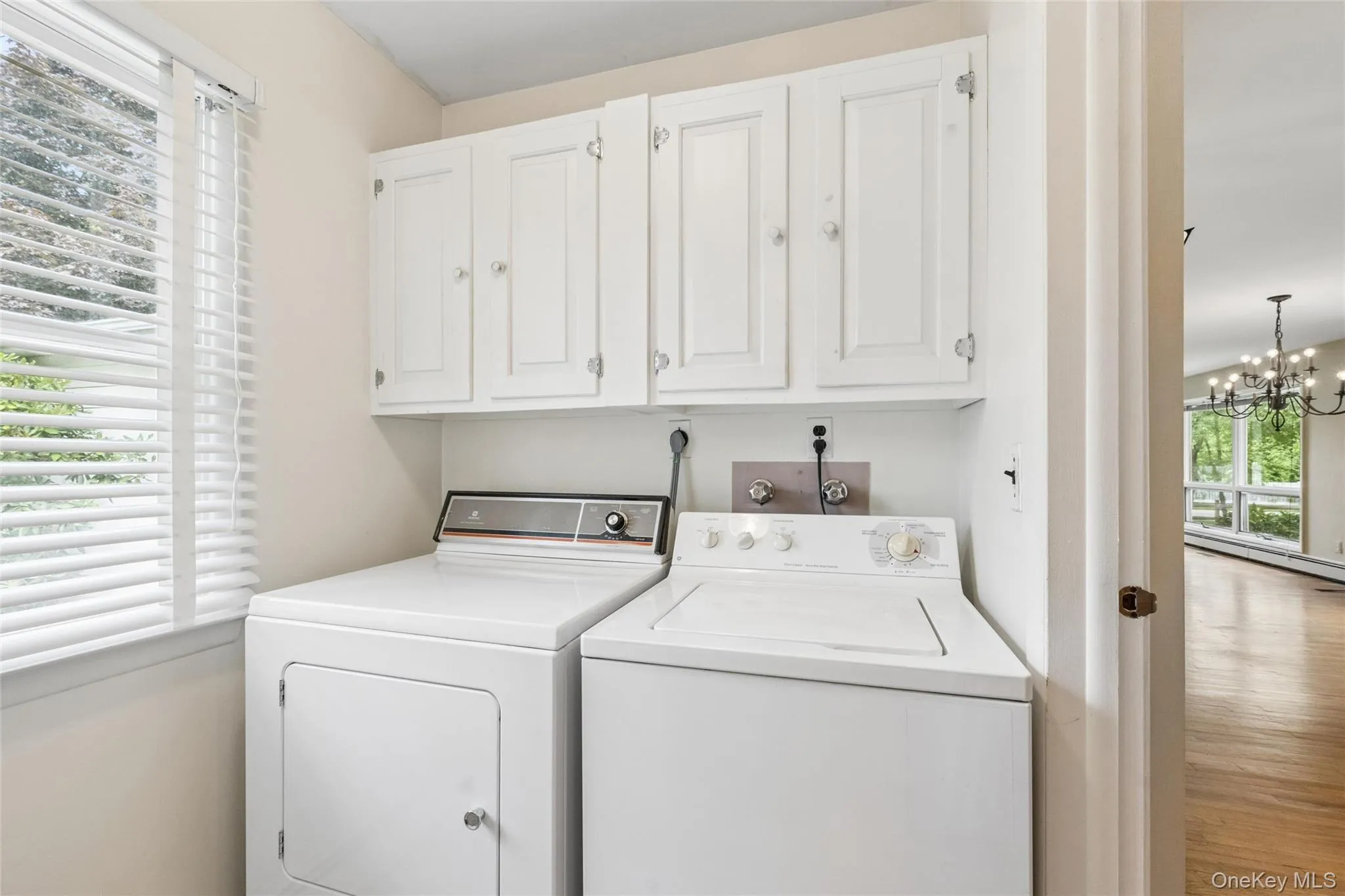 23 Argonne Road, Southampton, NY, 3 Bedroom Bedrooms, 6 Room Rooms,2 BathroomBathrooms,Residential Lease,For Rent,Argonne,0,1044016 23 Argonne Road, Southampton, NY, 3 Bedroom Bedrooms, 6 Room Rooms,2 BathroomBathrooms,Residential Lease,For Rent,Argonne,0,1044016