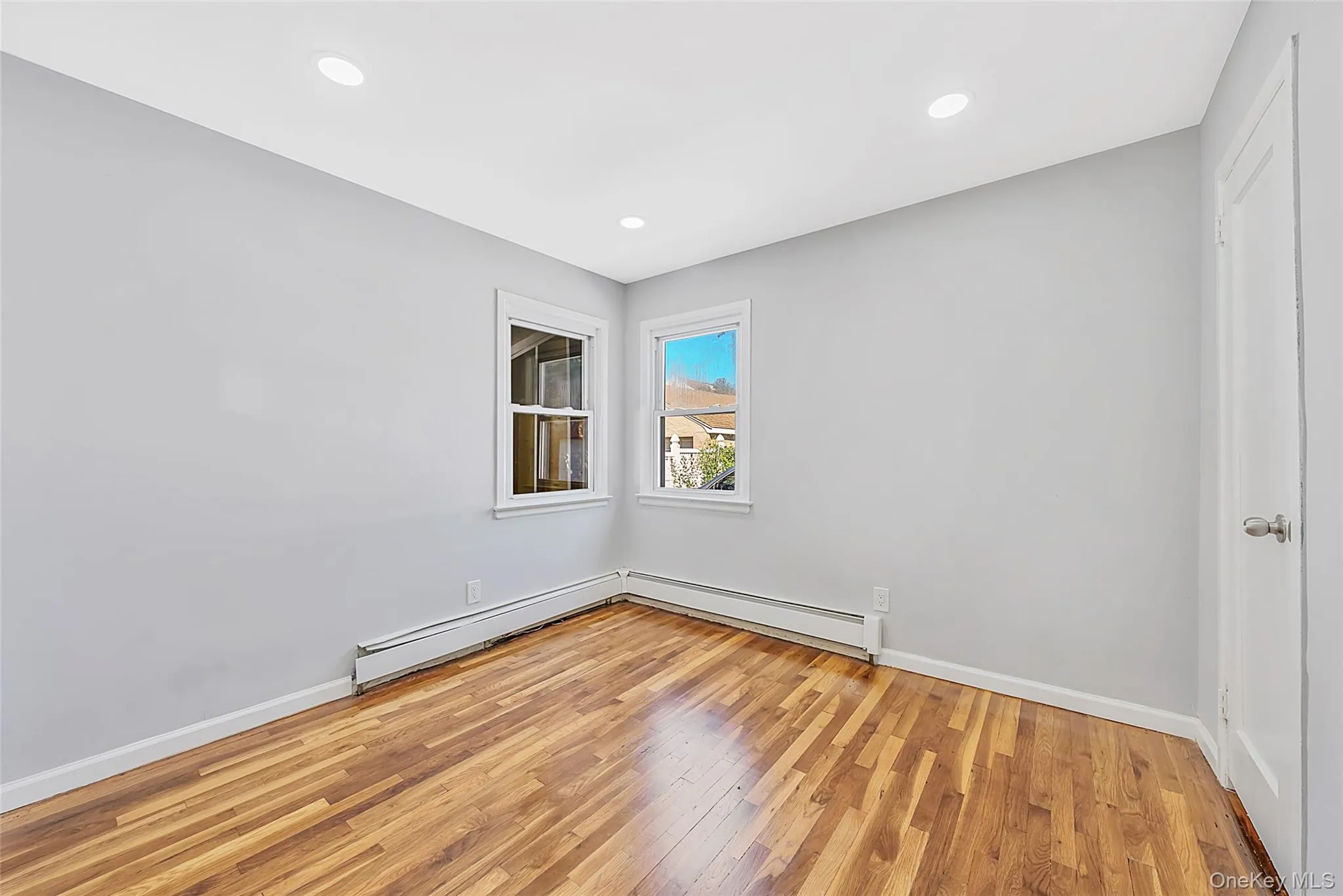 231 Cedar Street, Hempstead, NY, 4 Bedrooms Bedrooms, 7 Rooms Rooms,3 BathroomsBathrooms,Residential,For Rent,Cedar,0,1044017 231 Cedar Street, Hempstead, NY, 4 Bedrooms Bedrooms, 7 Rooms Rooms,3 BathroomsBathrooms,Residential,For Rent,Cedar,0,1044017