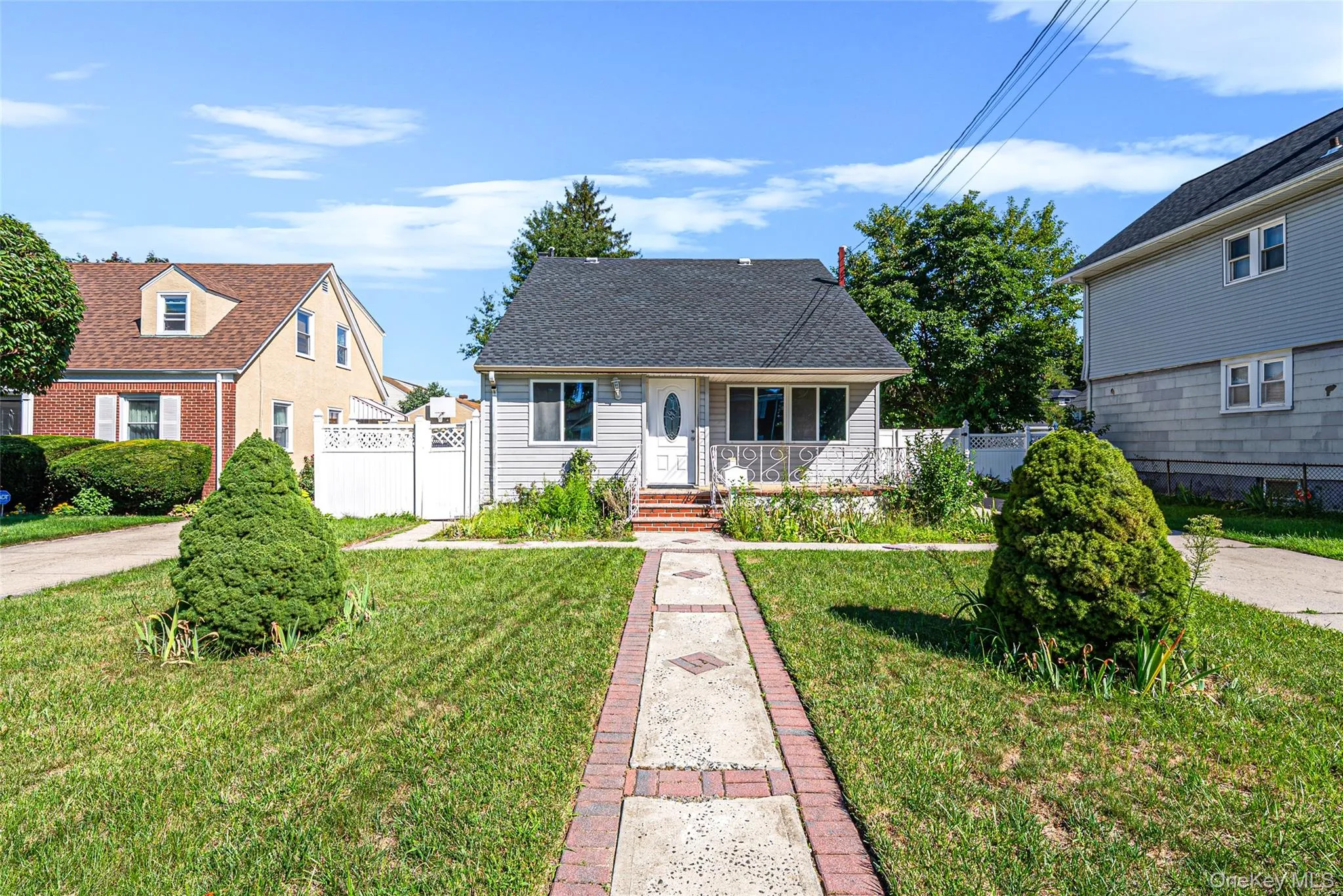 231 Cedar Street, Hempstead, NY, 4 Bedrooms Bedrooms, 7 Rooms Rooms,3 BathroomsBathrooms,Residential,For Rent,Cedar,0,1044017 231 Cedar Street, Hempstead, NY, 4 Bedrooms Bedrooms, 7 Rooms Rooms,3 BathroomsBathrooms,Residential,For Rent,Cedar,0,1044017