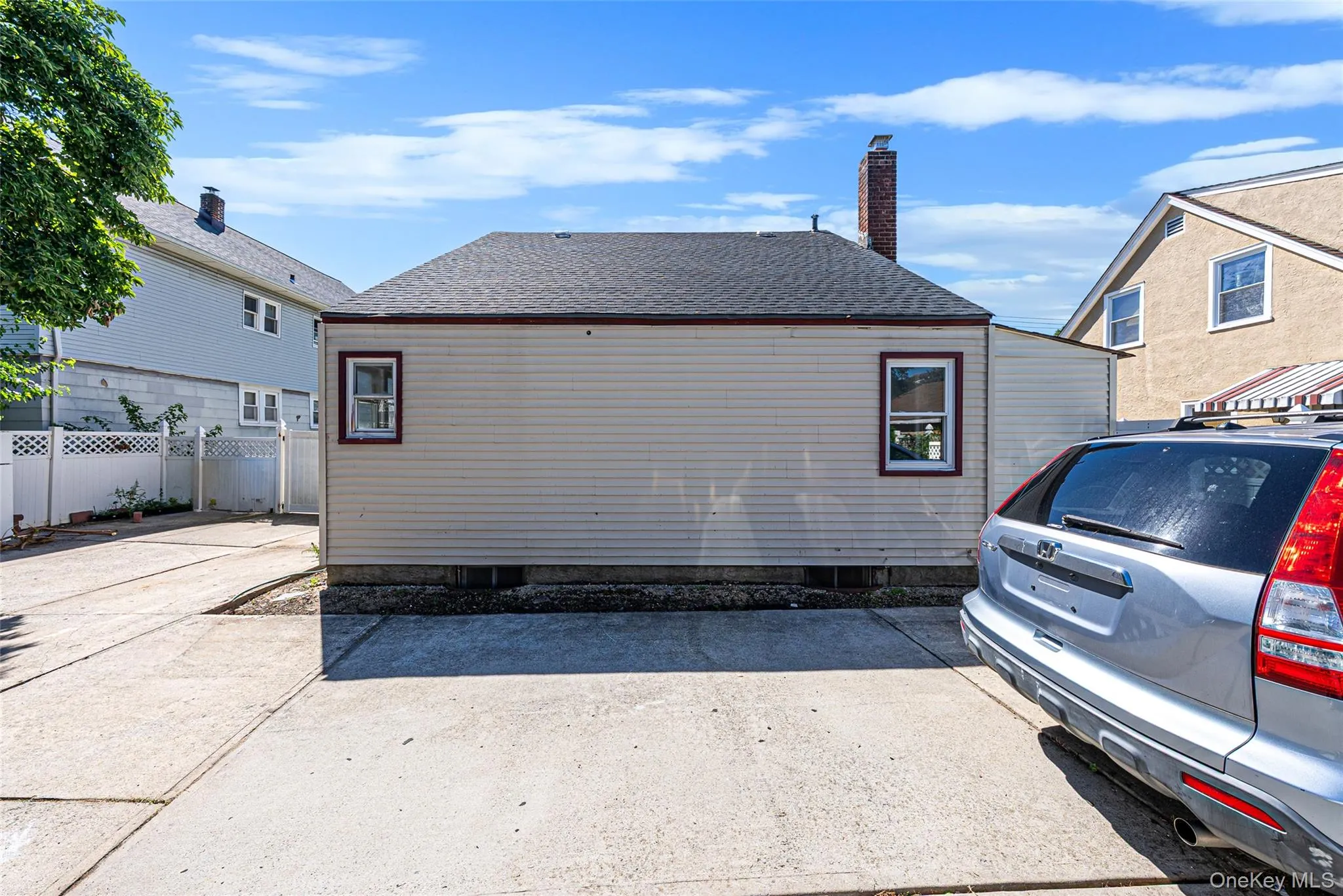 231 Cedar Street, Hempstead, NY, 4 Bedrooms Bedrooms, 7 Rooms Rooms,3 BathroomsBathrooms,Residential,For Rent,Cedar,0,1044017 231 Cedar Street, Hempstead, NY, 4 Bedrooms Bedrooms, 7 Rooms Rooms,3 BathroomsBathrooms,Residential,For Rent,Cedar,0,1044017