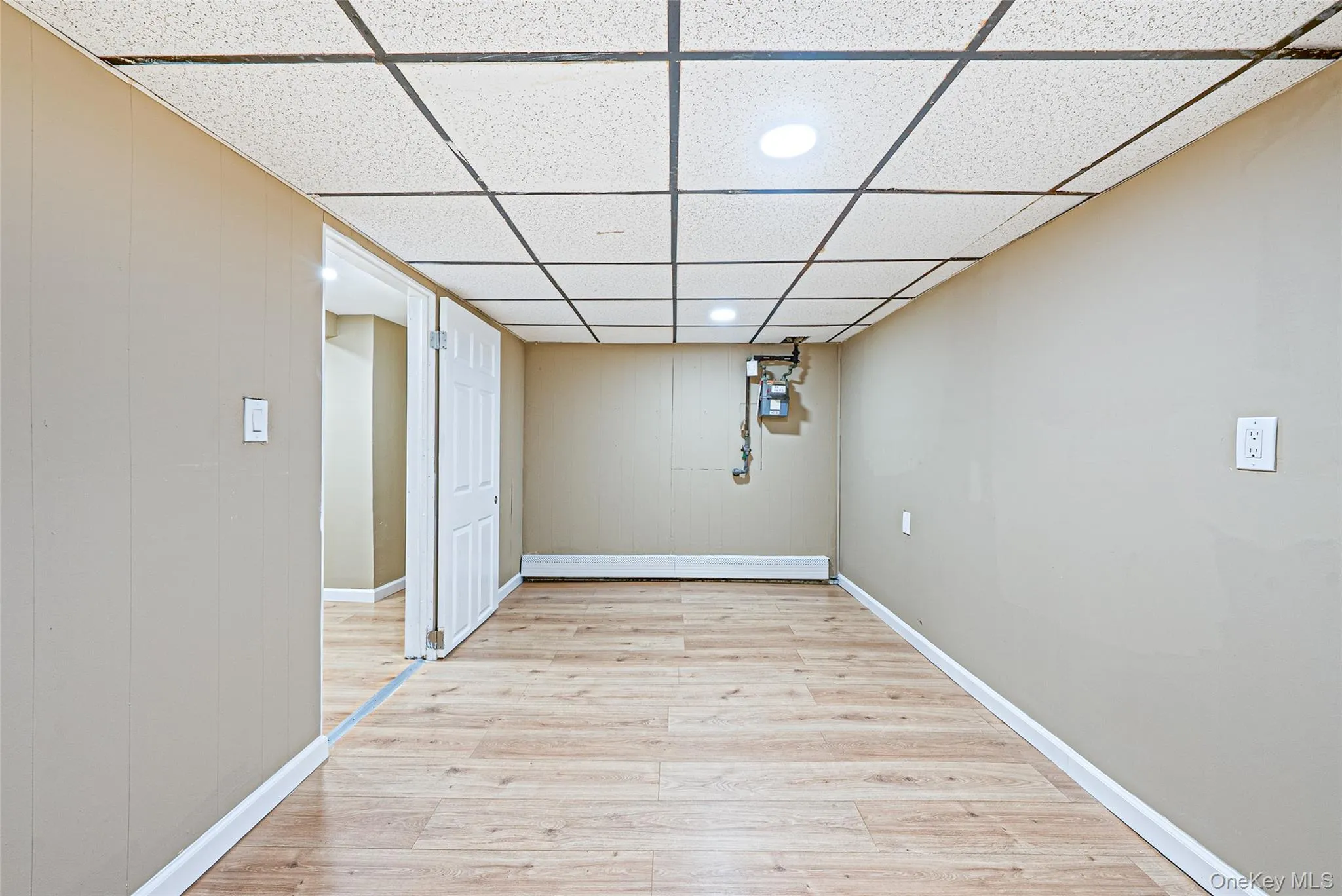 231 Cedar Street, Hempstead, NY, 4 Bedrooms Bedrooms, 7 Rooms Rooms,3 BathroomsBathrooms,Residential,For Rent,Cedar,0,1044017 231 Cedar Street, Hempstead, NY, 4 Bedrooms Bedrooms, 7 Rooms Rooms,3 BathroomsBathrooms,Residential,For Rent,Cedar,0,1044017