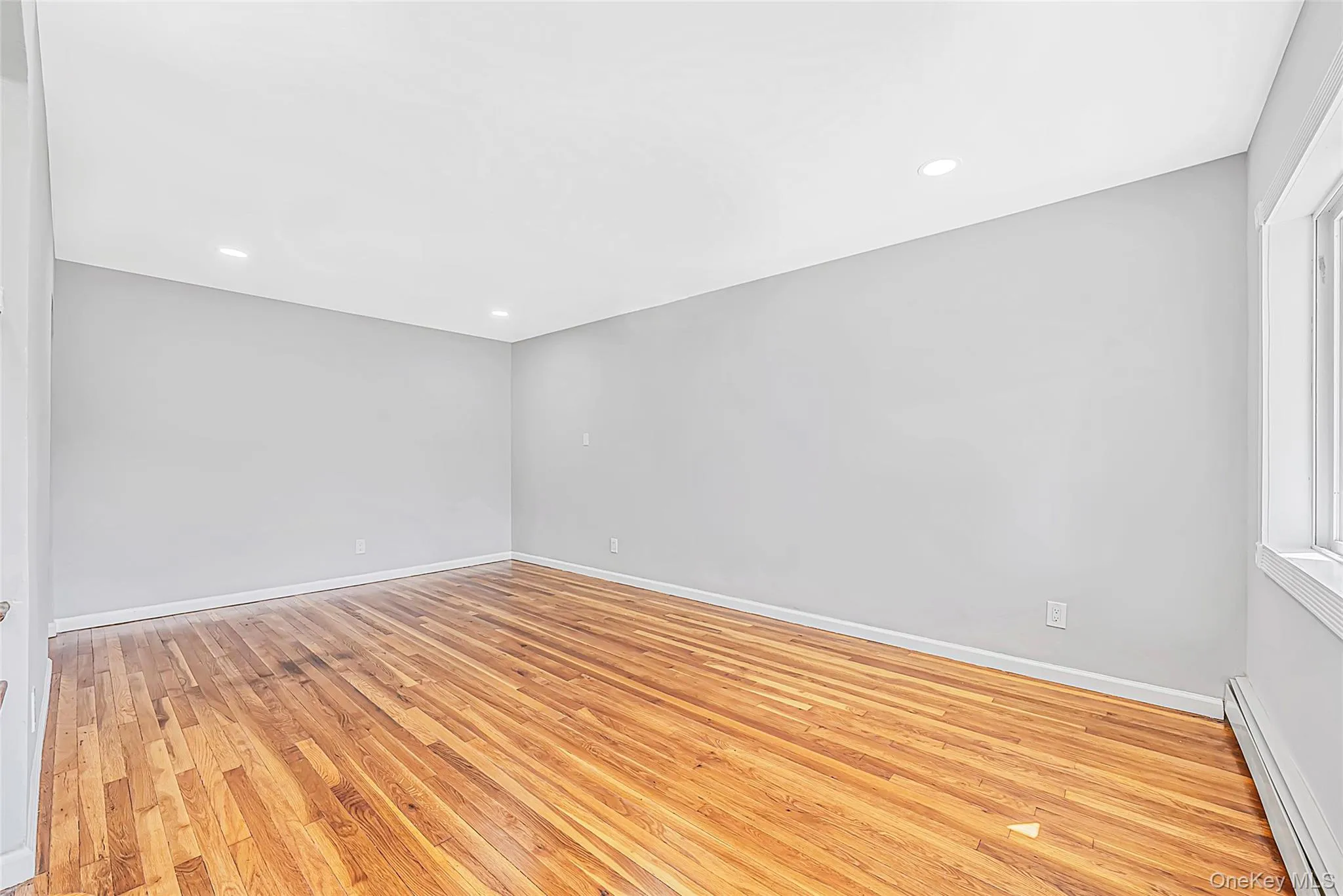 231 Cedar Street, Hempstead, NY, 4 Bedrooms Bedrooms, 7 Rooms Rooms,3 BathroomsBathrooms,Residential,For Rent,Cedar,0,1044017 231 Cedar Street, Hempstead, NY, 4 Bedrooms Bedrooms, 7 Rooms Rooms,3 BathroomsBathrooms,Residential,For Rent,Cedar,0,1044017