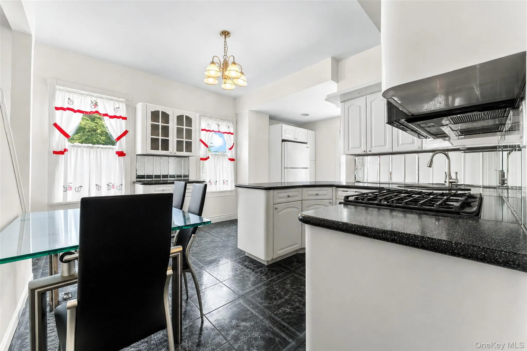 871 Rockaway Avenue, Hempstead, NY, 5 Bedrooms Bedrooms, 10 Rooms Rooms,2 BathroomsBathrooms,Residential,For Rent,Rockaway,0,1044019 871 Rockaway Avenue, Hempstead, NY, 5 Bedrooms Bedrooms, 10 Rooms Rooms,2 BathroomsBathrooms,Residential,For Rent,Rockaway,0,1044019