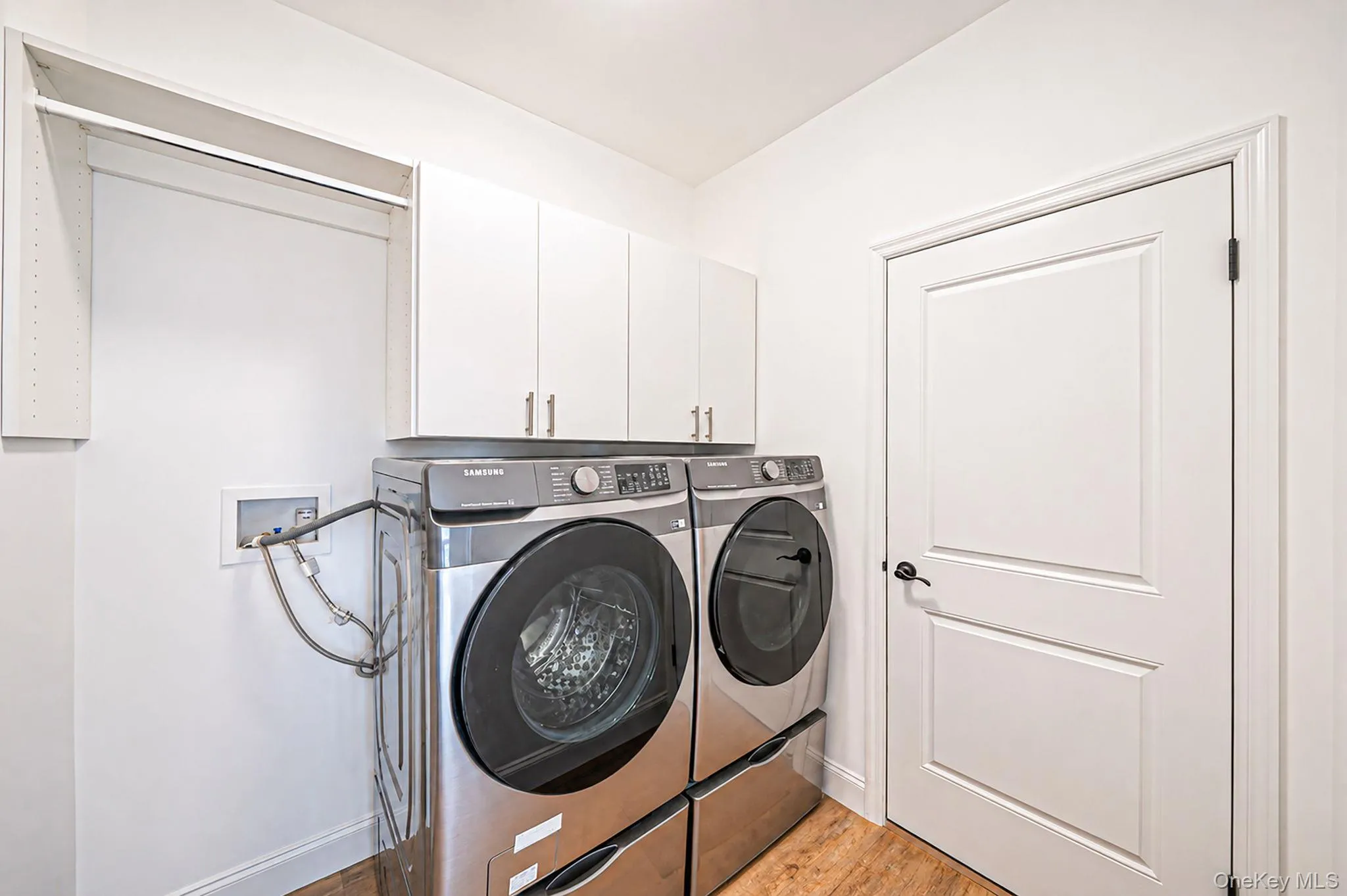 348 Alysweep Lane, Brookhaven, NY, 3 Bedrooms Bedrooms, 8 Rooms Rooms,2 BathroomsBathrooms,Residential,For Rent,Alysweep,0,1044021 348 Alysweep Lane, Brookhaven, NY, 3 Bedrooms Bedrooms, 8 Rooms Rooms,2 BathroomsBathrooms,Residential,For Rent,Alysweep,0,1044021
