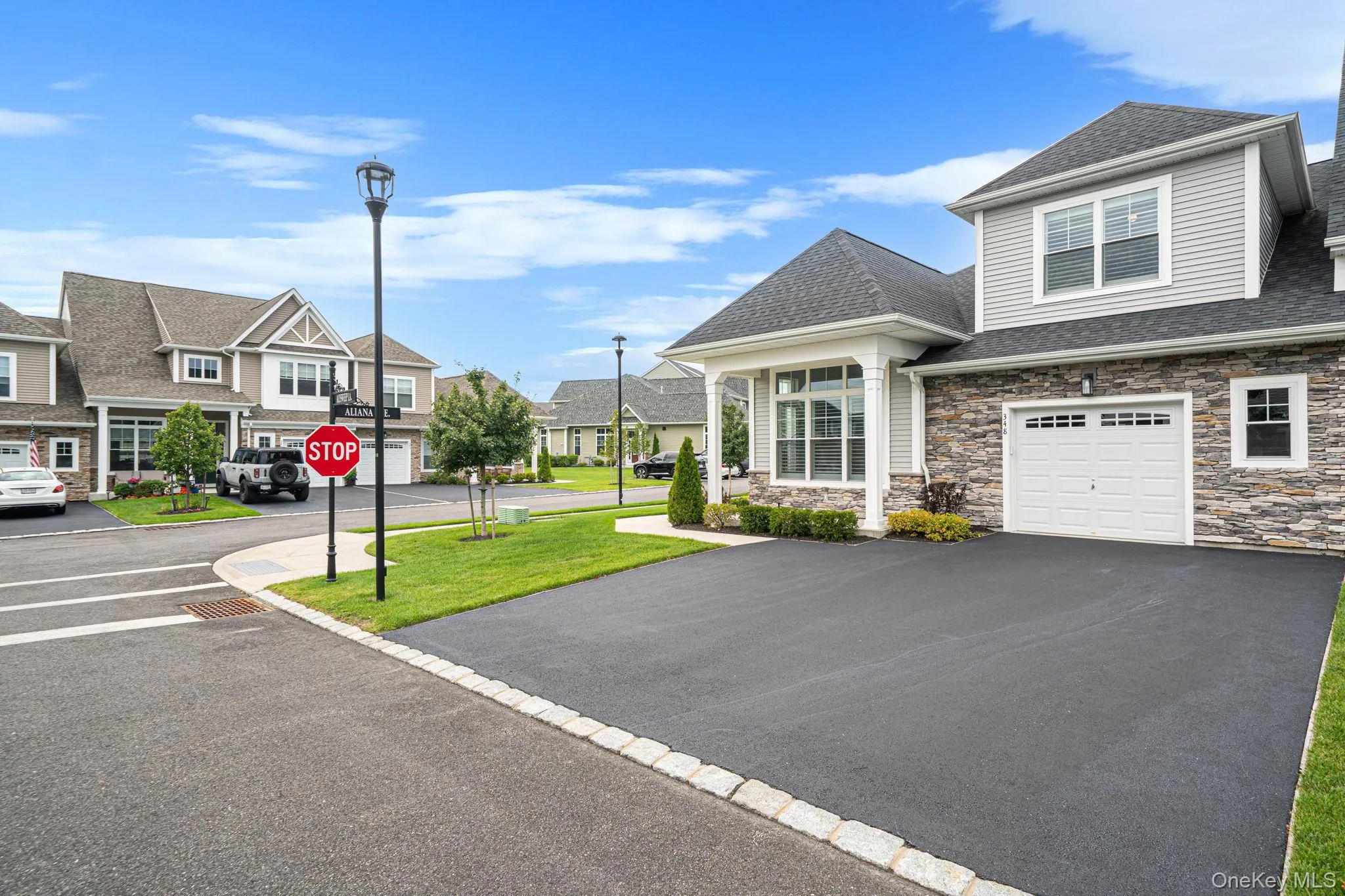 348 Alysweep Lane, Brookhaven, NY, 3 Bedrooms Bedrooms, 8 Rooms Rooms,2 BathroomsBathrooms,Residential,For Rent,Alysweep,0,1044021 348 Alysweep Lane, Brookhaven, NY, 3 Bedrooms Bedrooms, 8 Rooms Rooms,2 BathroomsBathrooms,Residential,For Rent,Alysweep,0,1044021