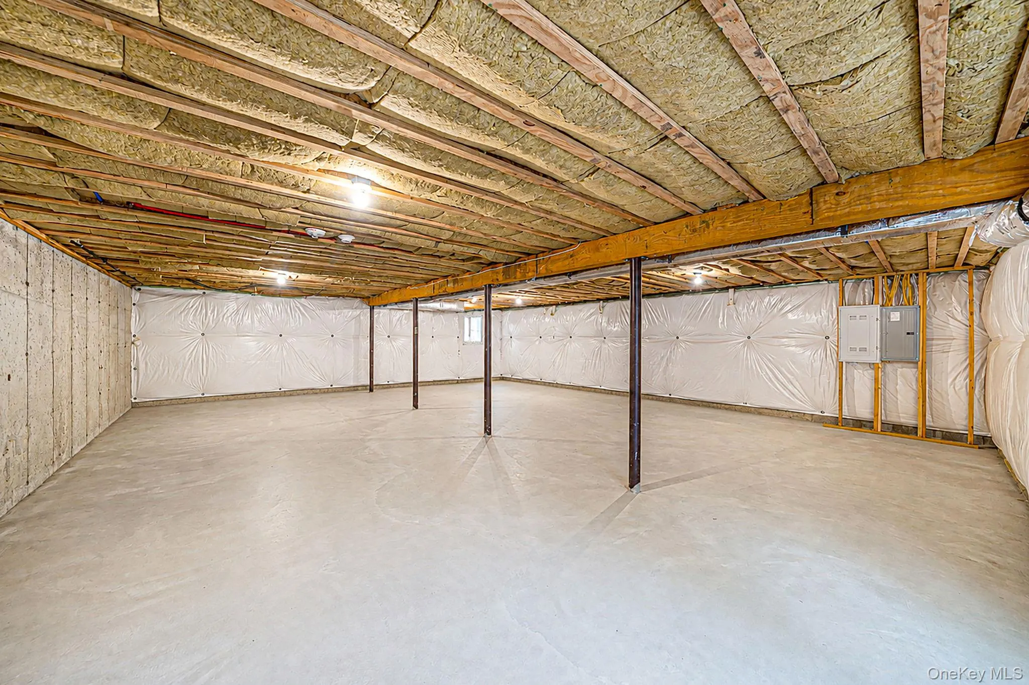 348 Alysweep Lane, Brookhaven, NY, 3 Bedrooms Bedrooms, 8 Rooms Rooms,2 BathroomsBathrooms,Residential,For Rent,Alysweep,0,1044021 348 Alysweep Lane, Brookhaven, NY, 3 Bedrooms Bedrooms, 8 Rooms Rooms,2 BathroomsBathrooms,Residential,For Rent,Alysweep,0,1044021