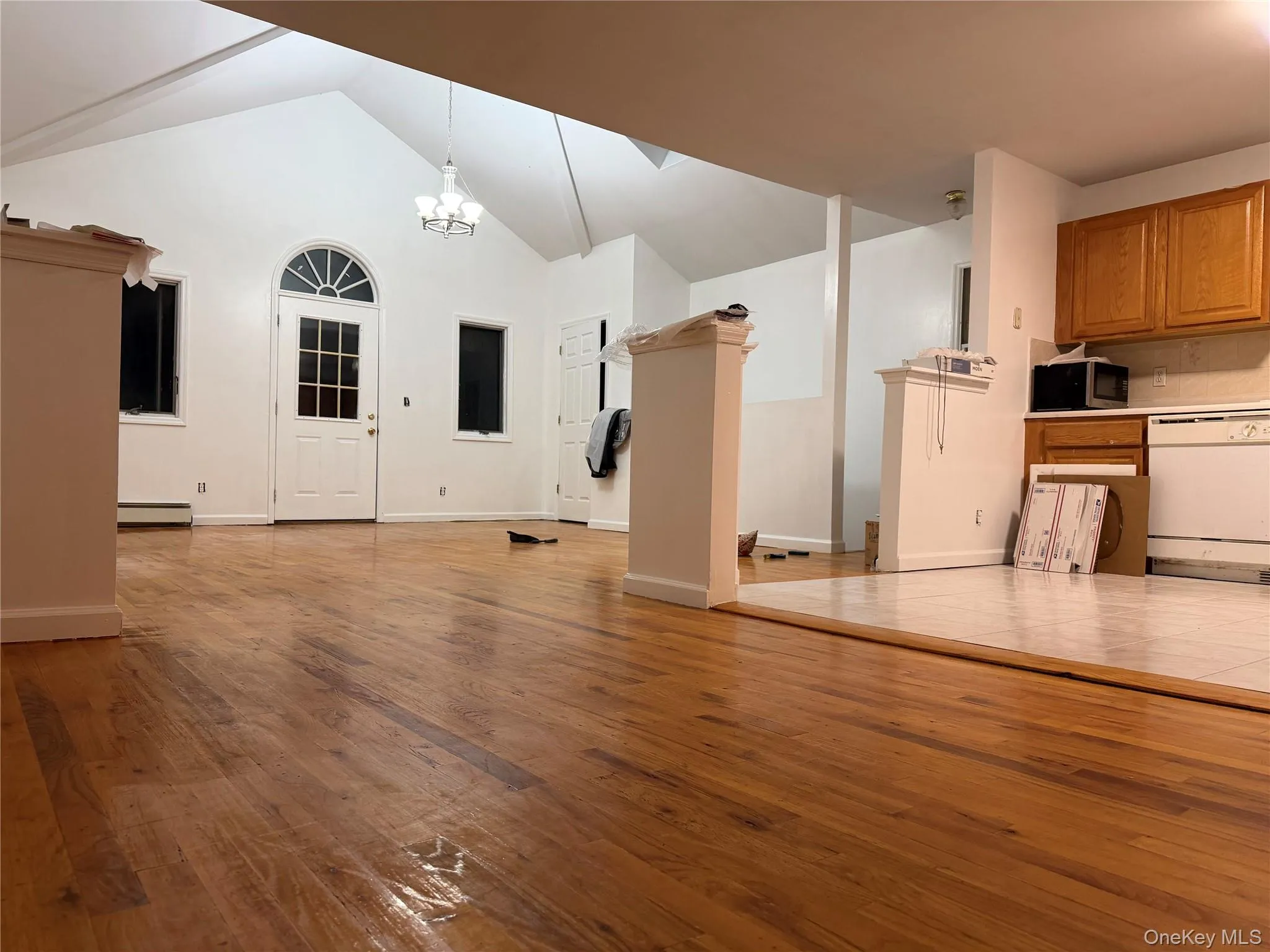 6915 53rd Avenue, New York, NY, 3 Bedrooms Bedrooms, 8 Rooms Rooms,2 BathroomsBathrooms,Residential Lease,For Rent,53rd,0,1044025 6915 53rd Avenue, New York, NY, 3 Bedrooms Bedrooms, 8 Rooms Rooms,2 BathroomsBathrooms,Residential Lease,For Rent,53rd,0,1044025
