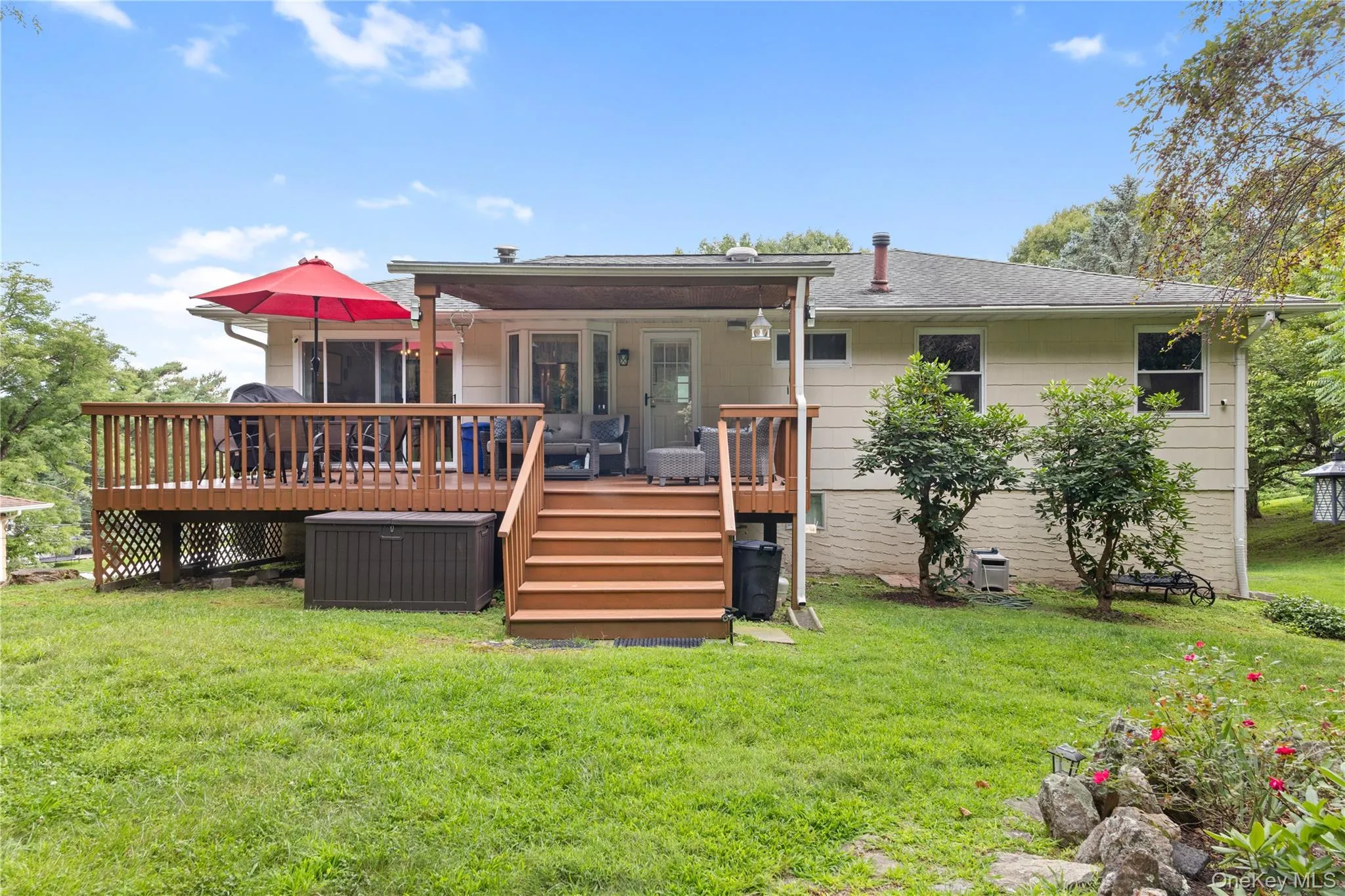 6 Reeback Drive, Ossining, NY, 3 Bedrooms Bedrooms, 7 Rooms Rooms,1 BathroomBathrooms,Residential,For Rent,Reeback,0,1044028 6 Reeback Drive, Ossining, NY, 3 Bedrooms Bedrooms, 7 Rooms Rooms,1 BathroomBathrooms,Residential,For Rent,Reeback,0,1044028