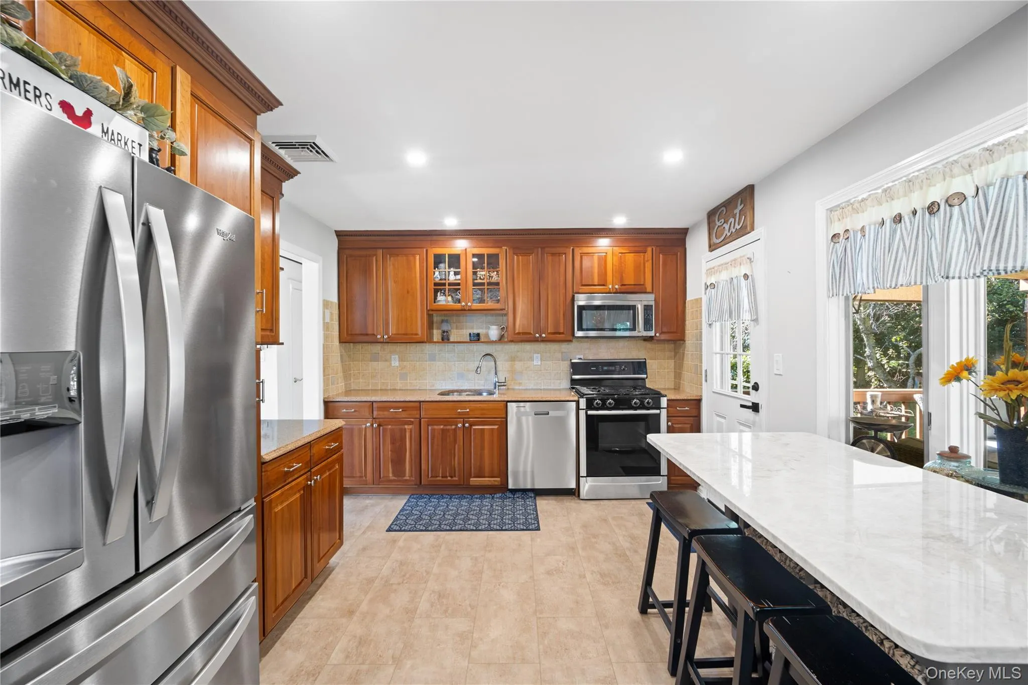 6 Reeback Drive, Ossining, NY, 3 Bedrooms Bedrooms, 7 Rooms Rooms,1 BathroomBathrooms,Residential,For Rent,Reeback,0,1044028 6 Reeback Drive, Ossining, NY, 3 Bedrooms Bedrooms, 7 Rooms Rooms,1 BathroomBathrooms,Residential,For Rent,Reeback,0,1044028