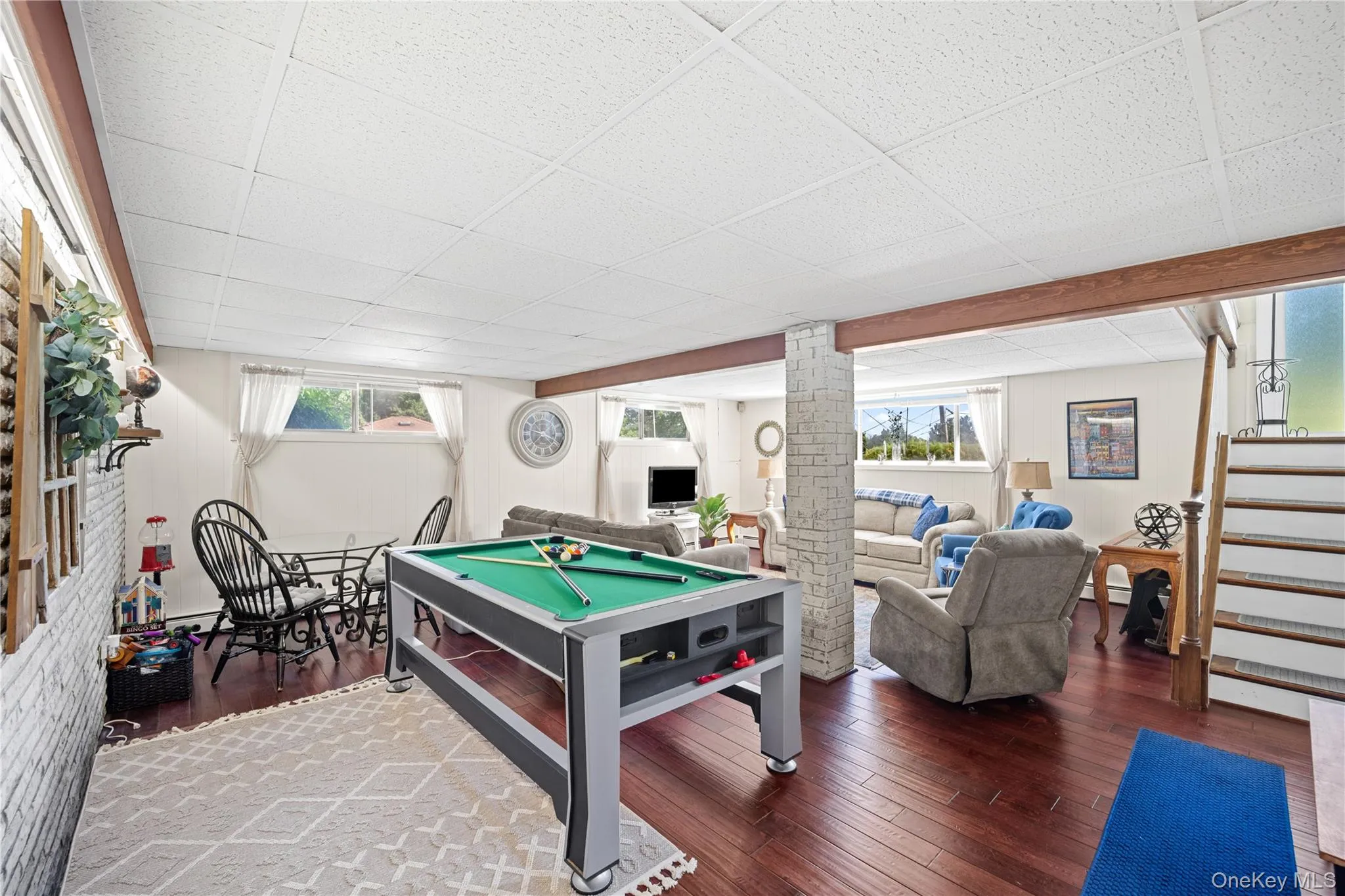 6 Reeback Drive, Ossining, NY, 3 Bedrooms Bedrooms, 7 Rooms Rooms,1 BathroomBathrooms,Residential,For Rent,Reeback,0,1044028 6 Reeback Drive, Ossining, NY, 3 Bedrooms Bedrooms, 7 Rooms Rooms,1 BathroomBathrooms,Residential,For Rent,Reeback,0,1044028