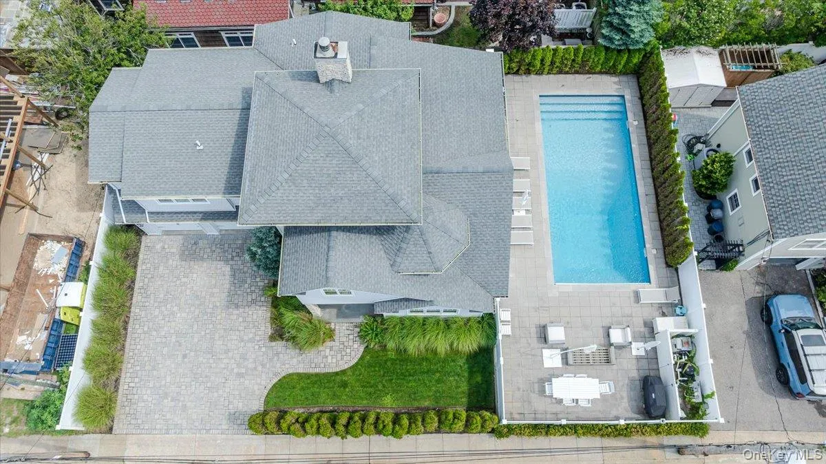 59 Woodhail, Hempstead, NY, 4 Bedrooms Bedrooms, 9 Rooms Rooms,4 BathroomsBathrooms,Residential,For Rent,Woodhail,0,1044037 59 Woodhail, Hempstead, NY, 4 Bedrooms Bedrooms, 9 Rooms Rooms,4 BathroomsBathrooms,Residential,For Rent,Woodhail,0,1044037