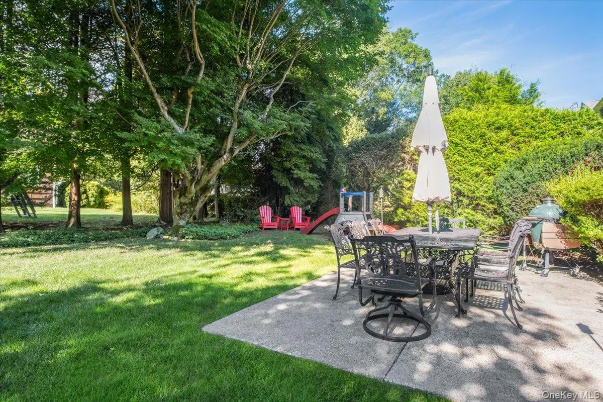 19 Dartmouth Terrace, Greenburgh, NY, 3 Bedrooms Bedrooms, 7 Rooms Rooms,2 BathroomsBathrooms,Residential,For Rent,Dartmouth,0,1044042 19 Dartmouth Terrace, Greenburgh, NY, 3 Bedrooms Bedrooms, 7 Rooms Rooms,2 BathroomsBathrooms,Residential,For Rent,Dartmouth,0,1044042