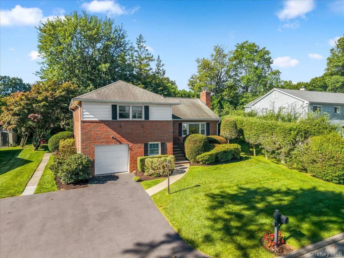 19 Dartmouth Terrace, Greenburgh, NY, 3 Bedrooms Bedrooms, 7 Rooms Rooms,2 BathroomsBathrooms,Residential,For Rent,Dartmouth,0,1044042 19 Dartmouth Terrace, Greenburgh, NY, 3 Bedrooms Bedrooms, 7 Rooms Rooms,2 BathroomsBathrooms,Residential,For Rent,Dartmouth,0,1044042
