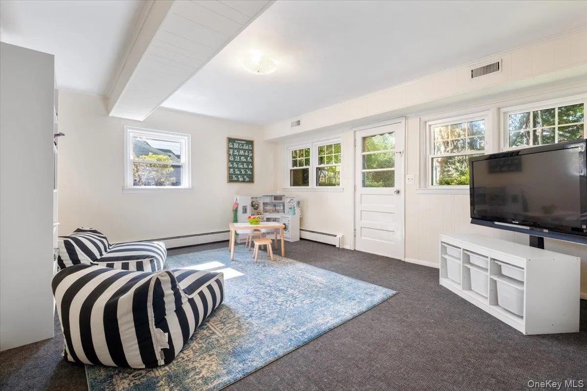 19 Dartmouth Terrace, Greenburgh, NY, 3 Bedrooms Bedrooms, 7 Rooms Rooms,2 BathroomsBathrooms,Residential,For Rent,Dartmouth,0,1044042 19 Dartmouth Terrace, Greenburgh, NY, 3 Bedrooms Bedrooms, 7 Rooms Rooms,2 BathroomsBathrooms,Residential,For Rent,Dartmouth,0,1044042