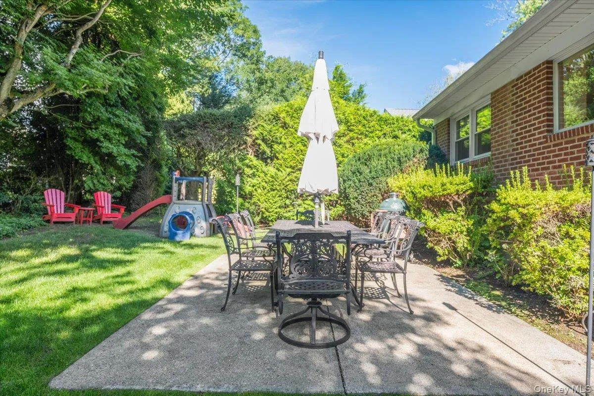 19 Dartmouth Terrace, Greenburgh, NY, 3 Bedrooms Bedrooms, 7 Rooms Rooms,2 BathroomsBathrooms,Residential,For Rent,Dartmouth,0,1044042 19 Dartmouth Terrace, Greenburgh, NY, 3 Bedrooms Bedrooms, 7 Rooms Rooms,2 BathroomsBathrooms,Residential,For Rent,Dartmouth,0,1044042