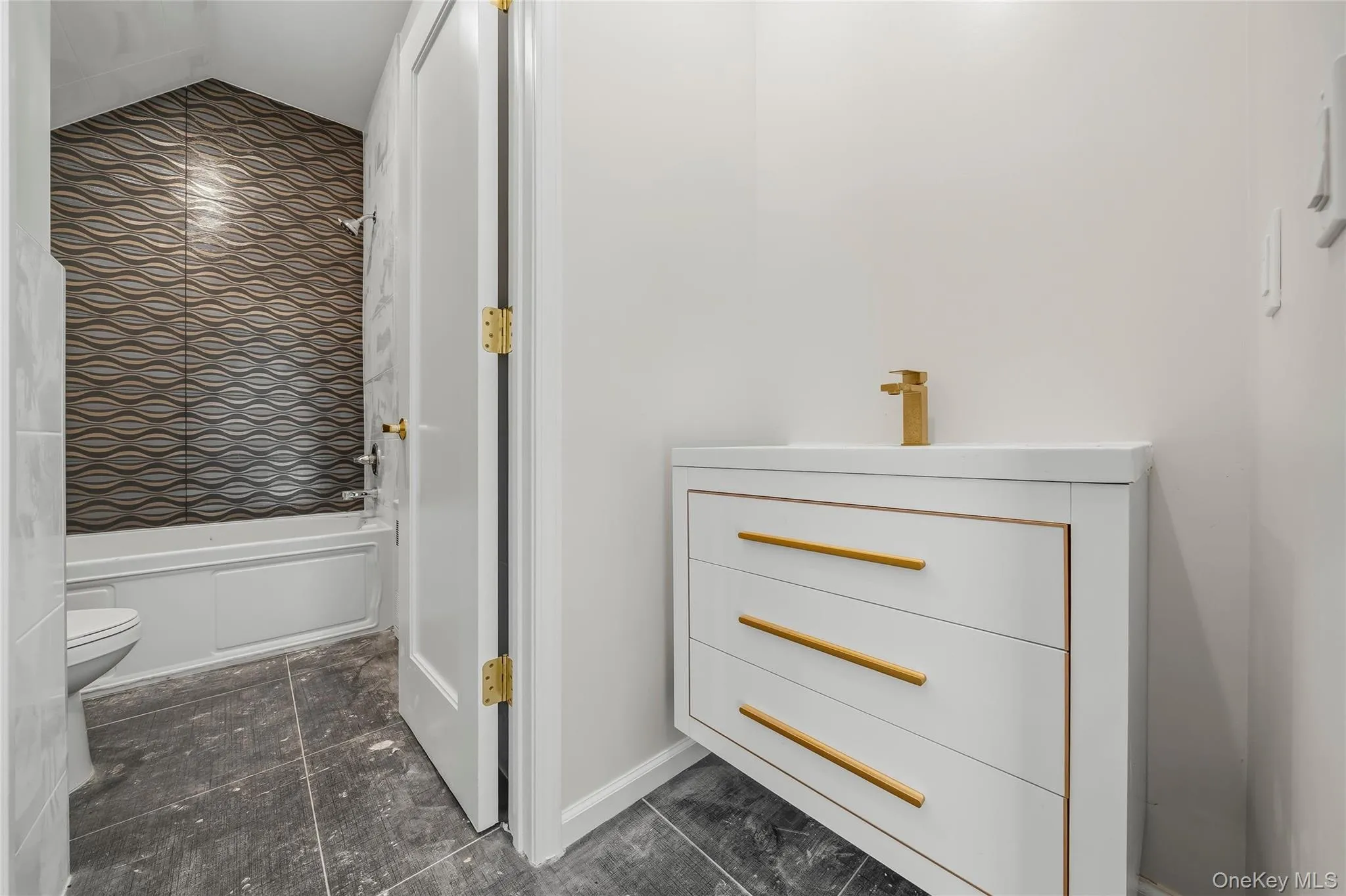 51 Van Arsdale Road, Monroe, NY, 4 Bedrooms Bedrooms, 10 Rooms Rooms,3 BathroomsBathrooms,Residential,For Rent,Van Arsdale,0,1044047 51 Van Arsdale Road, Monroe, NY, 4 Bedrooms Bedrooms, 10 Rooms Rooms,3 BathroomsBathrooms,Residential,For Rent,Van Arsdale,0,1044047