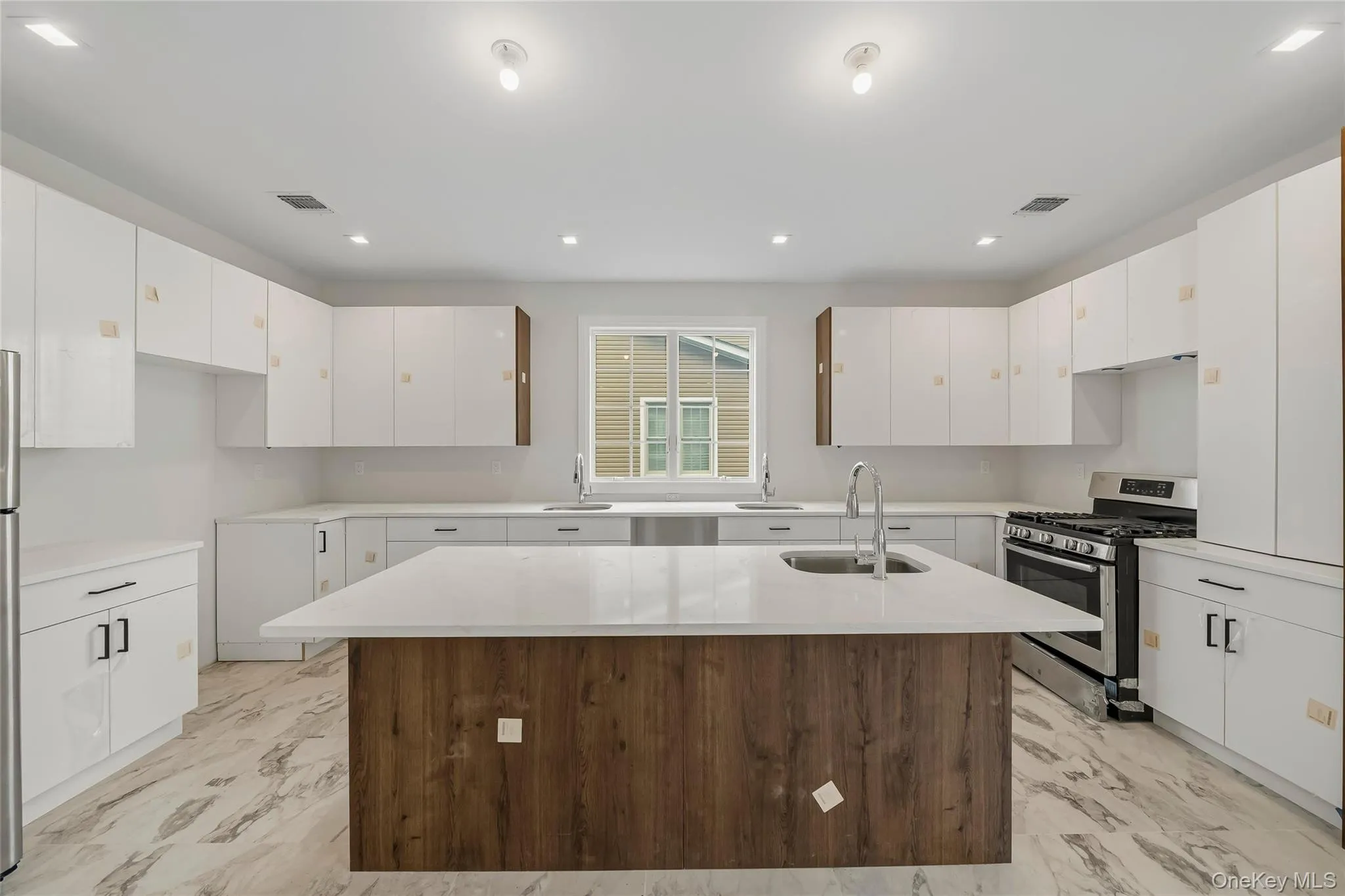 51 Van Arsdale Road, Monroe, NY, 4 Bedrooms Bedrooms, 10 Rooms Rooms,3 BathroomsBathrooms,Residential,For Rent,Van Arsdale,0,1044047 51 Van Arsdale Road, Monroe, NY, 4 Bedrooms Bedrooms, 10 Rooms Rooms,3 BathroomsBathrooms,Residential,For Rent,Van Arsdale,0,1044047