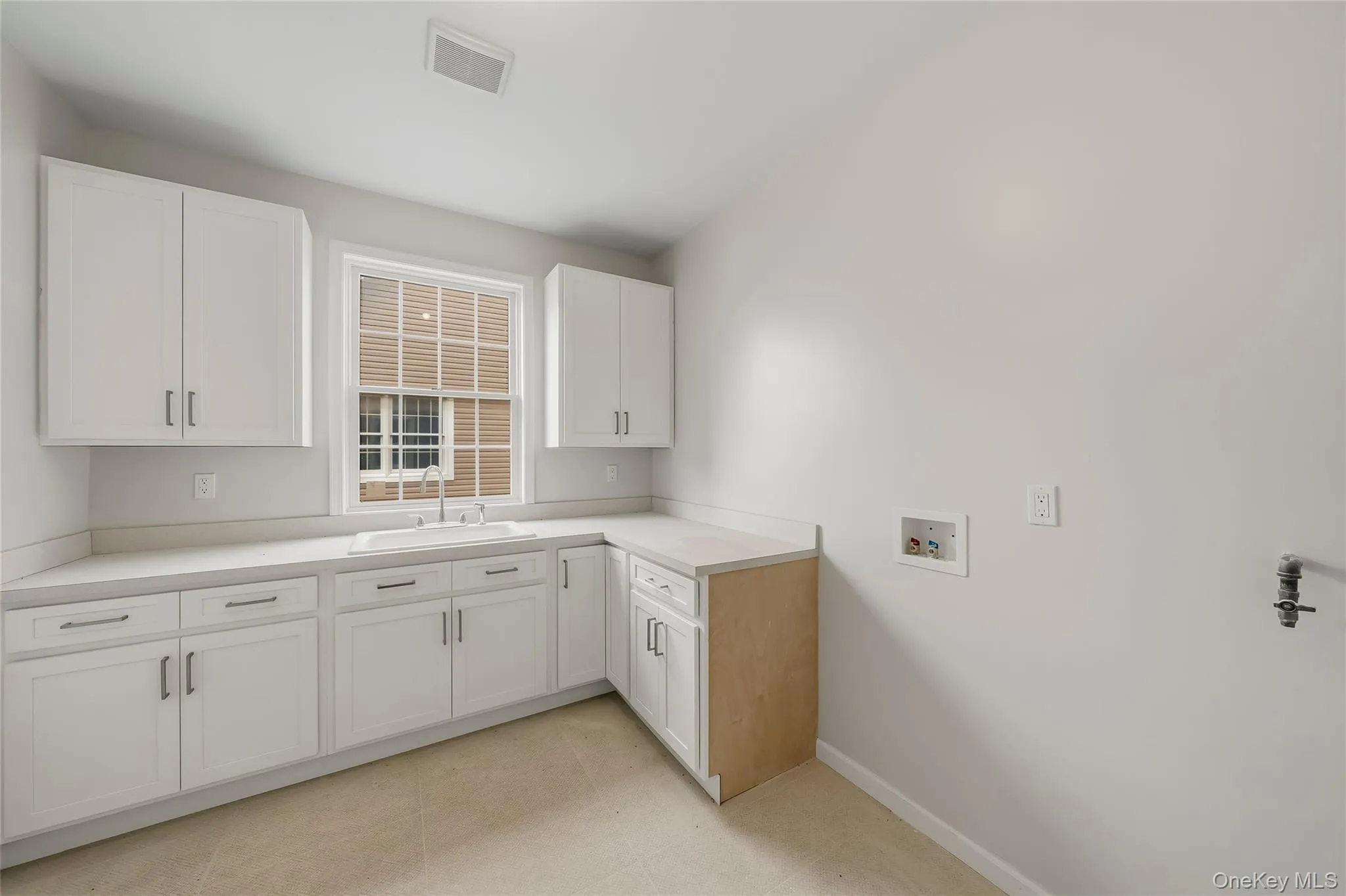 51 Van Arsdale Road, Monroe, NY, 4 Bedrooms Bedrooms, 10 Rooms Rooms,3 BathroomsBathrooms,Residential,For Rent,Van Arsdale,0,1044047 51 Van Arsdale Road, Monroe, NY, 4 Bedrooms Bedrooms, 10 Rooms Rooms,3 BathroomsBathrooms,Residential,For Rent,Van Arsdale,0,1044047