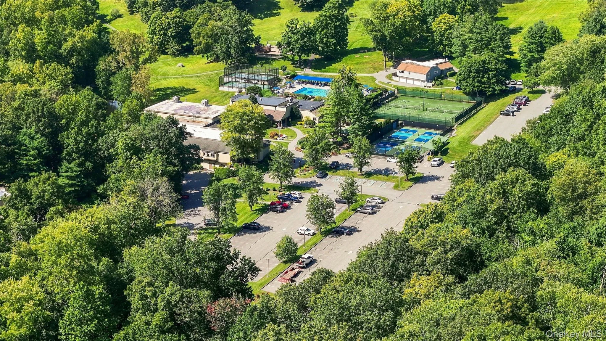 114 Heritage Hills, Somers, NY, 2 Bedrooms Bedrooms, 5 Rooms Rooms,2 BathroomsBathrooms,Residential,For Rent,Heritage,0,1044053 114 Heritage Hills, Somers, NY, 2 Bedrooms Bedrooms, 5 Rooms Rooms,2 BathroomsBathrooms,Residential,For Rent,Heritage,0,1044053
