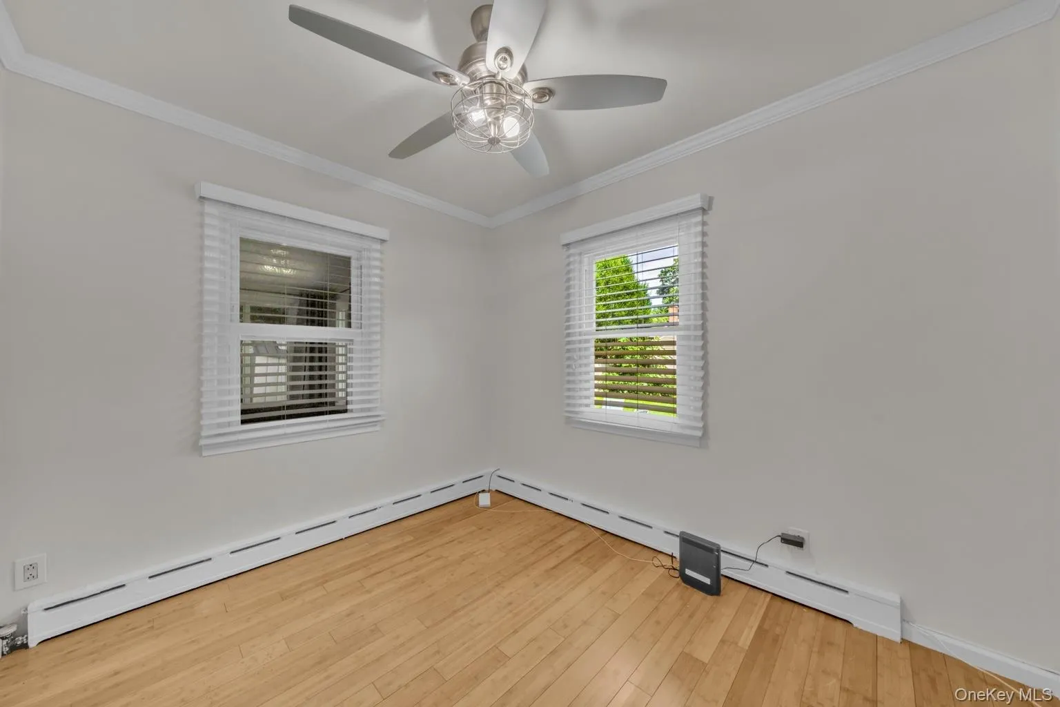 91 Haynes Avenue, Islip, NY, 3 Bedrooms Bedrooms, 7 Rooms Rooms,1 BathroomBathrooms,Residential,For Rent,Haynes,0,1044056 91 Haynes Avenue, Islip, NY, 3 Bedrooms Bedrooms, 7 Rooms Rooms,1 BathroomBathrooms,Residential,For Rent,Haynes,0,1044056