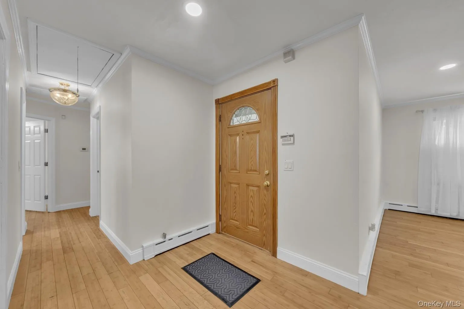 91 Haynes Avenue, Islip, NY, 3 Bedrooms Bedrooms, 7 Rooms Rooms,1 BathroomBathrooms,Residential,For Rent,Haynes,0,1044056 91 Haynes Avenue, Islip, NY, 3 Bedrooms Bedrooms, 7 Rooms Rooms,1 BathroomBathrooms,Residential,For Rent,Haynes,0,1044056