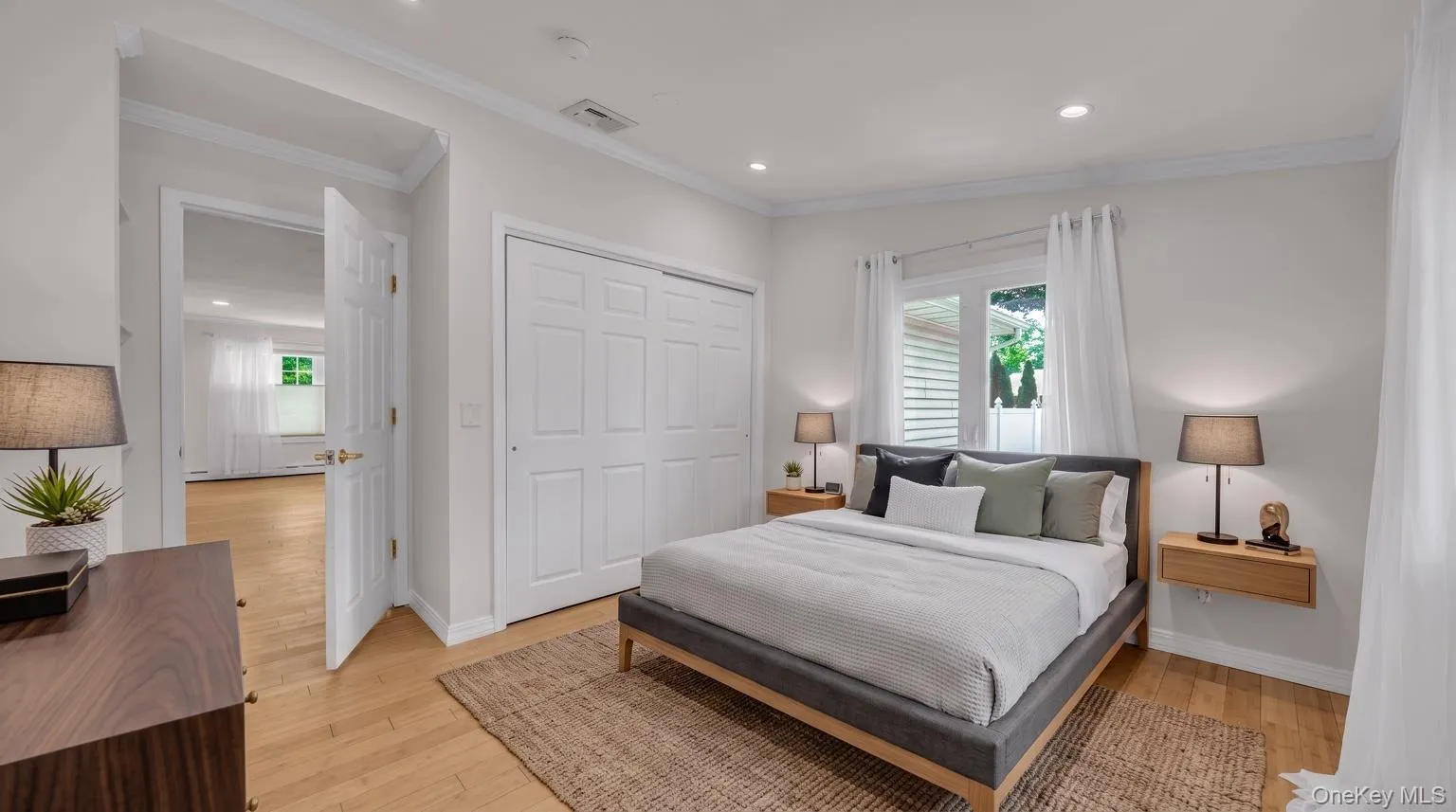 91 Haynes Avenue, Islip, NY, 3 Bedrooms Bedrooms, 7 Rooms Rooms,1 BathroomBathrooms,Residential,For Rent,Haynes,0,1044056 91 Haynes Avenue, Islip, NY, 3 Bedrooms Bedrooms, 7 Rooms Rooms,1 BathroomBathrooms,Residential,For Rent,Haynes,0,1044056
